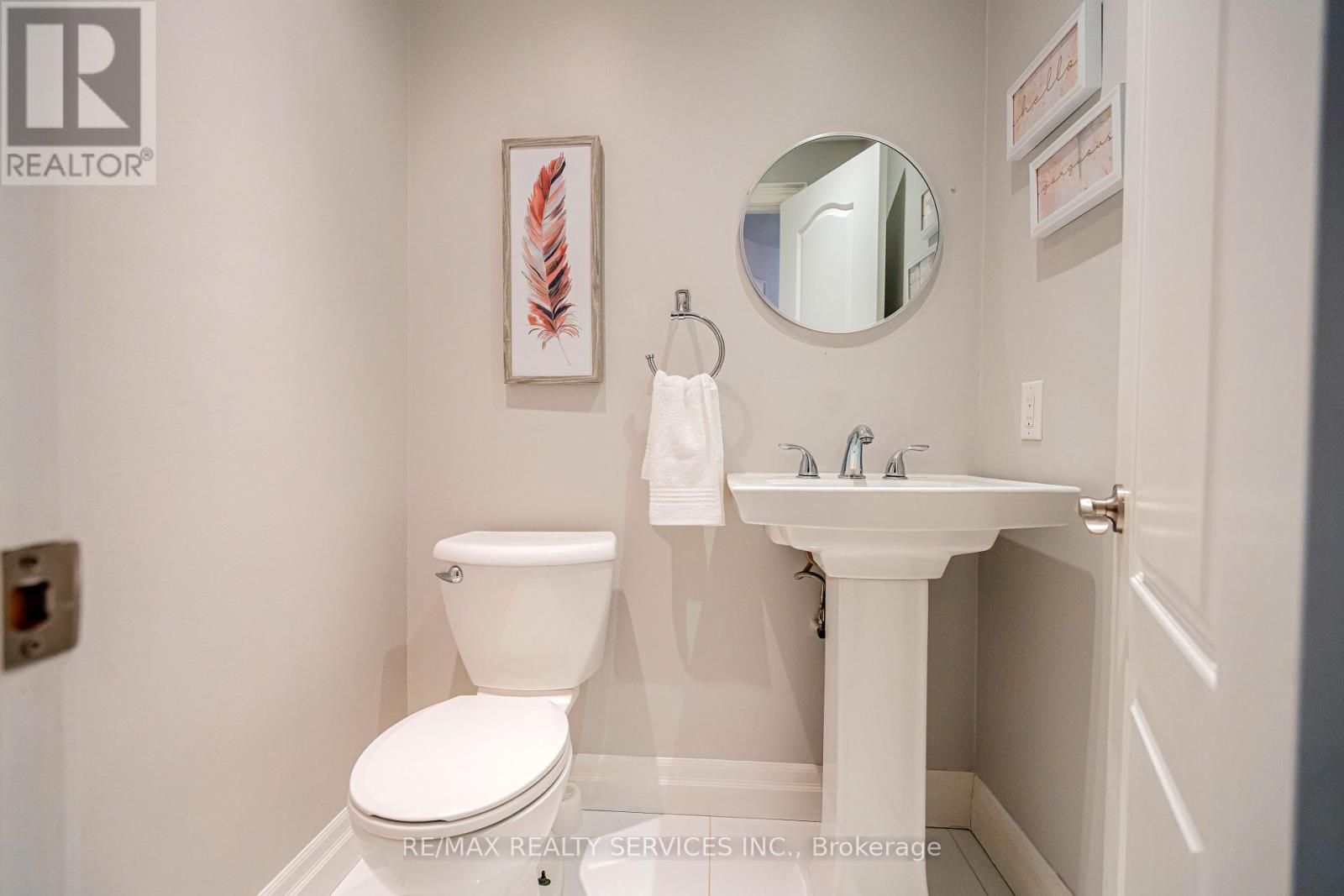 14016 Argyll Road, Halton Hills, Ontario  L7G 5T7 - Photo 13 - W12126378