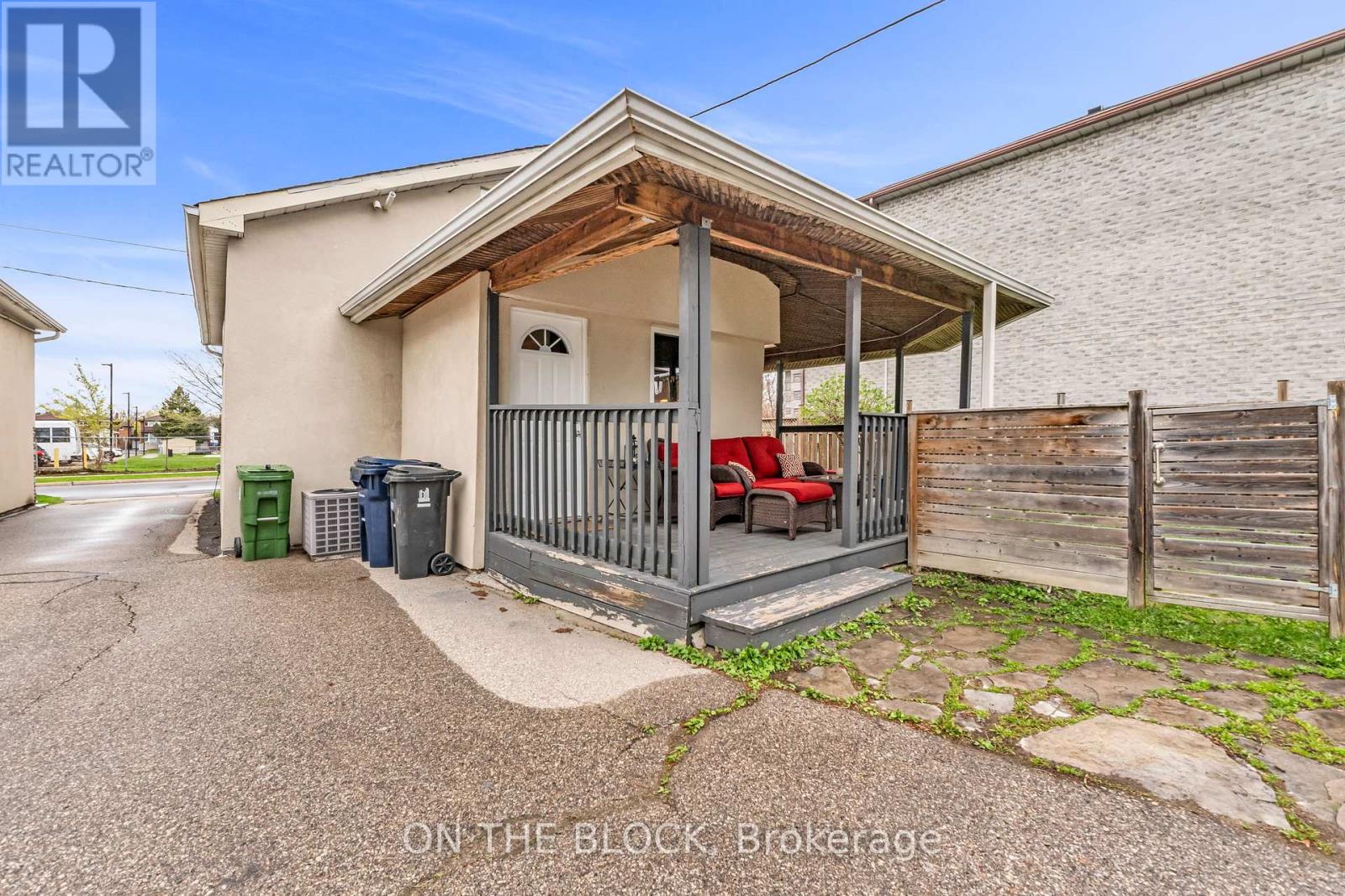 155 Gamma Street, Toronto, Ontario  M8W 4G3 - Photo 36 - W12126387