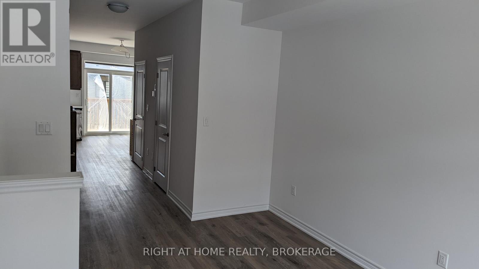 81 - 461 Blackburn Drive, Brantford, Ontario  N3T 0W9 - Photo 12 - X12126376