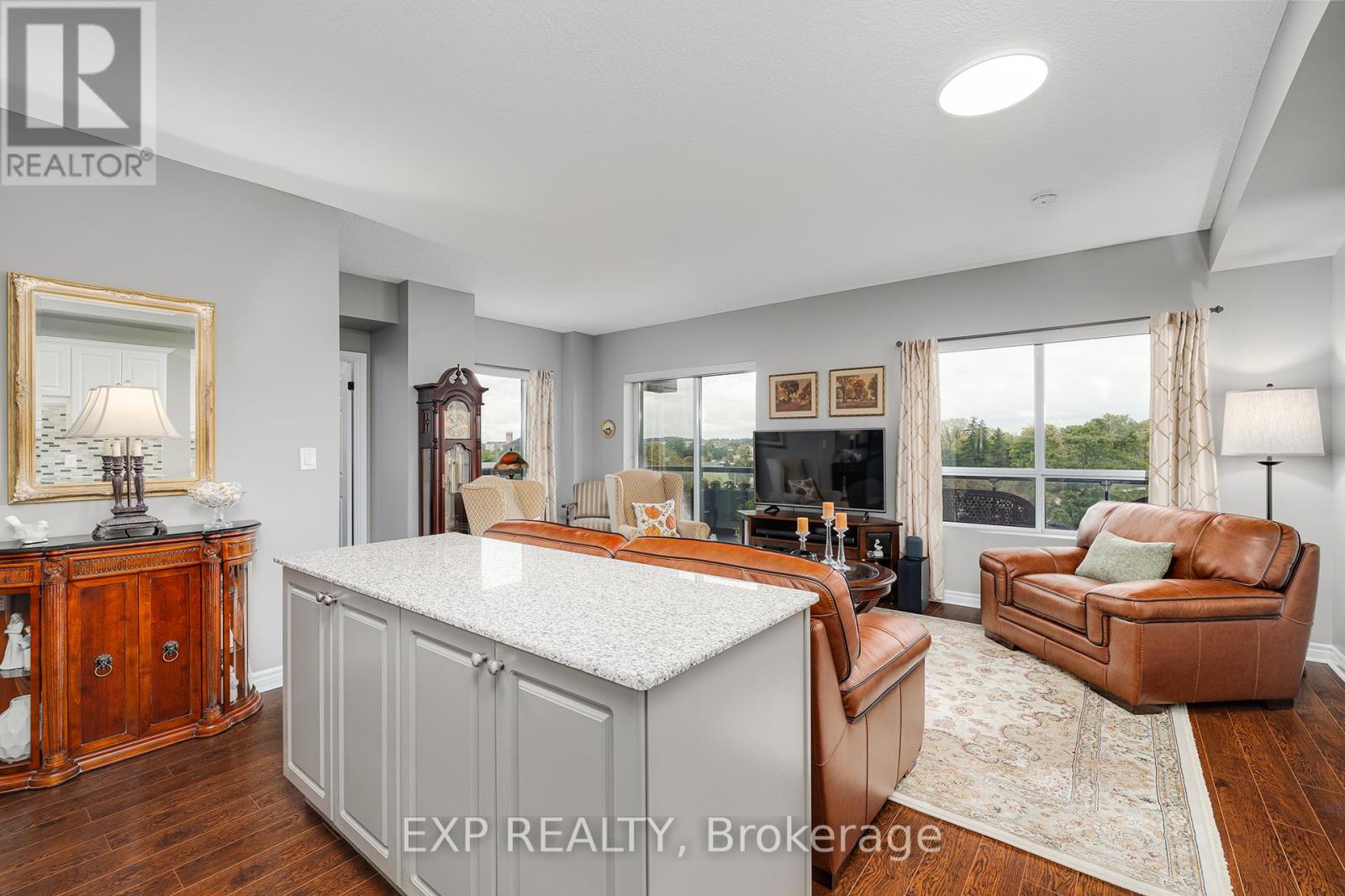 906 - 170 Water Street N, Cambridge, Ontario  N1R 3B6 - Photo 8 - X12126388