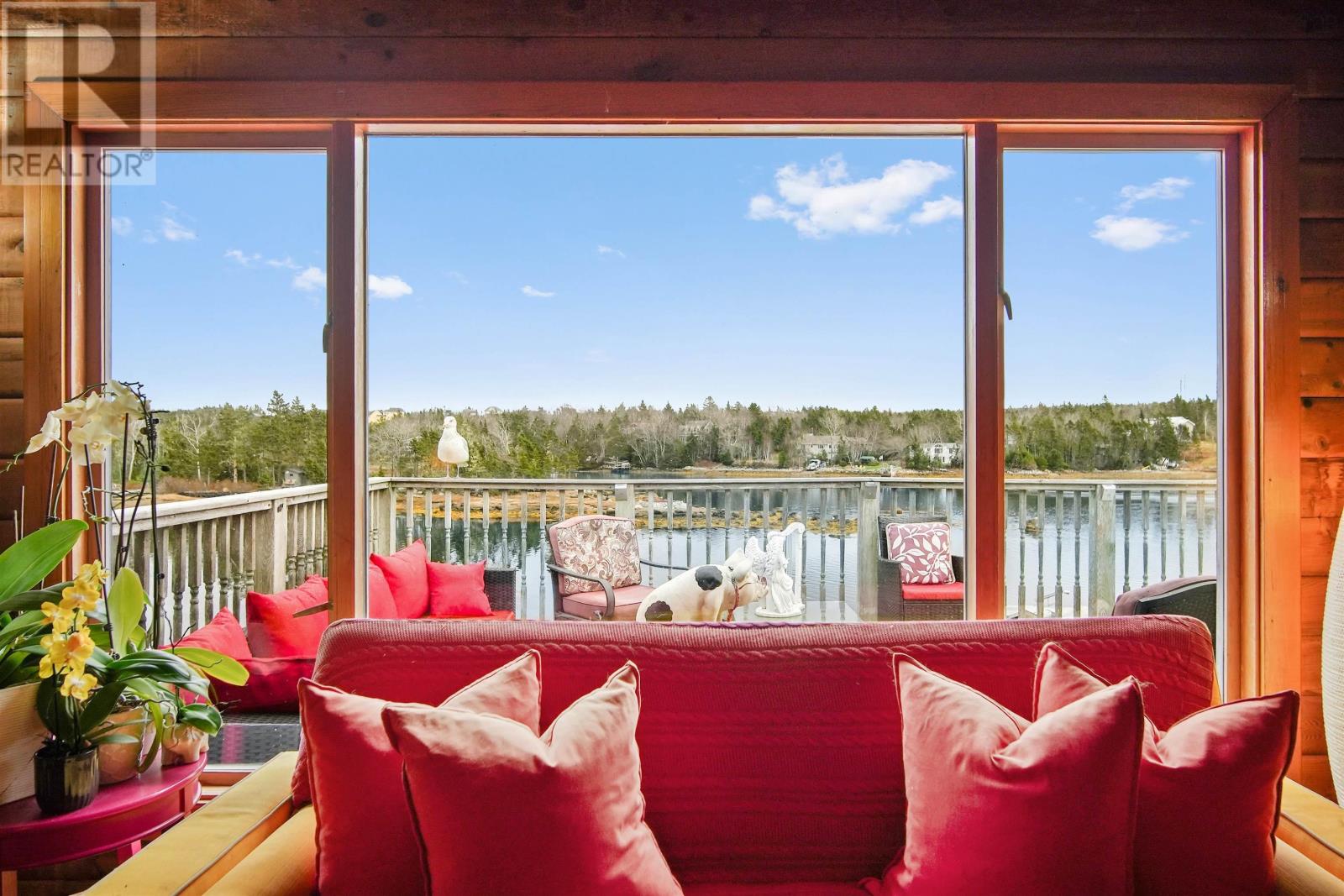Property at 132 Prospect Bay Road image 2