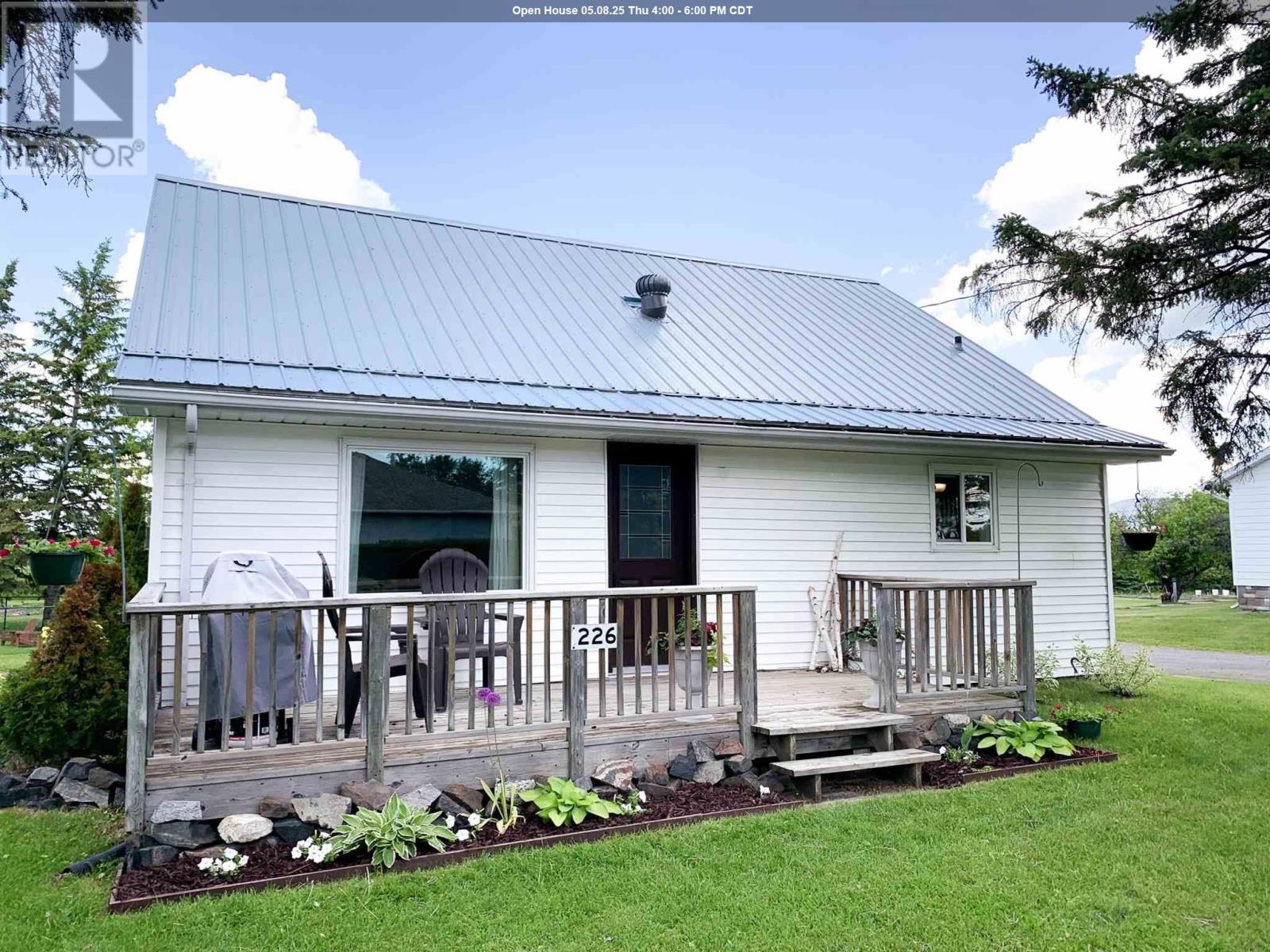 226 Front ST, Emo, Ontario