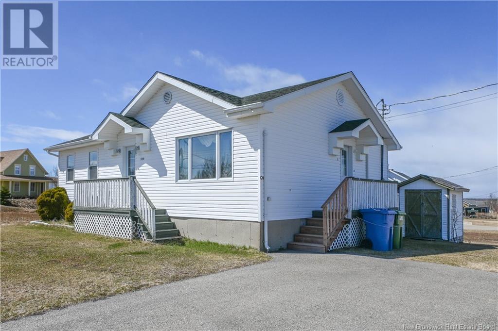 Property at 359 rue de l'le Street image 3