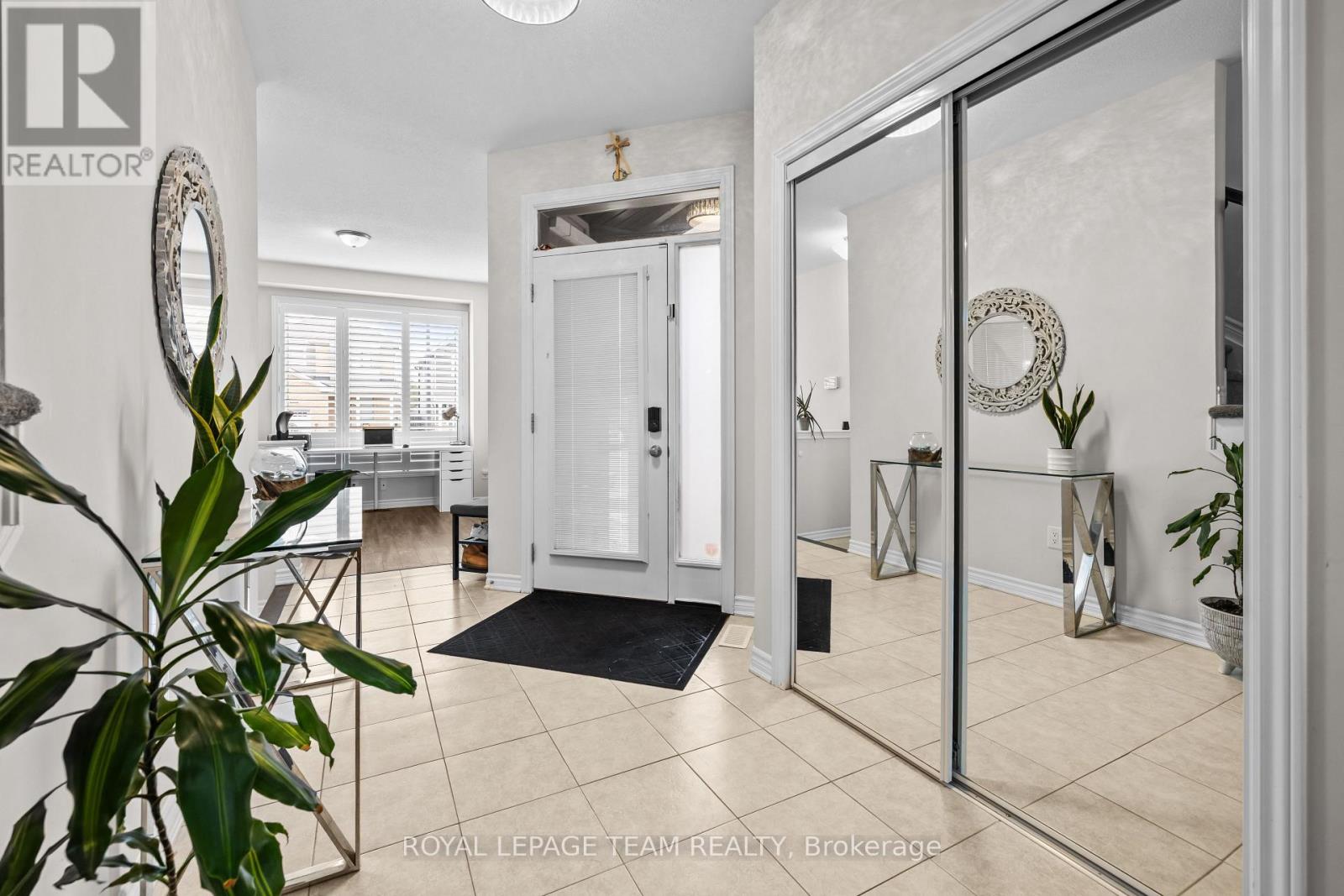 Property at 1135 APOLUNE STREET image 4