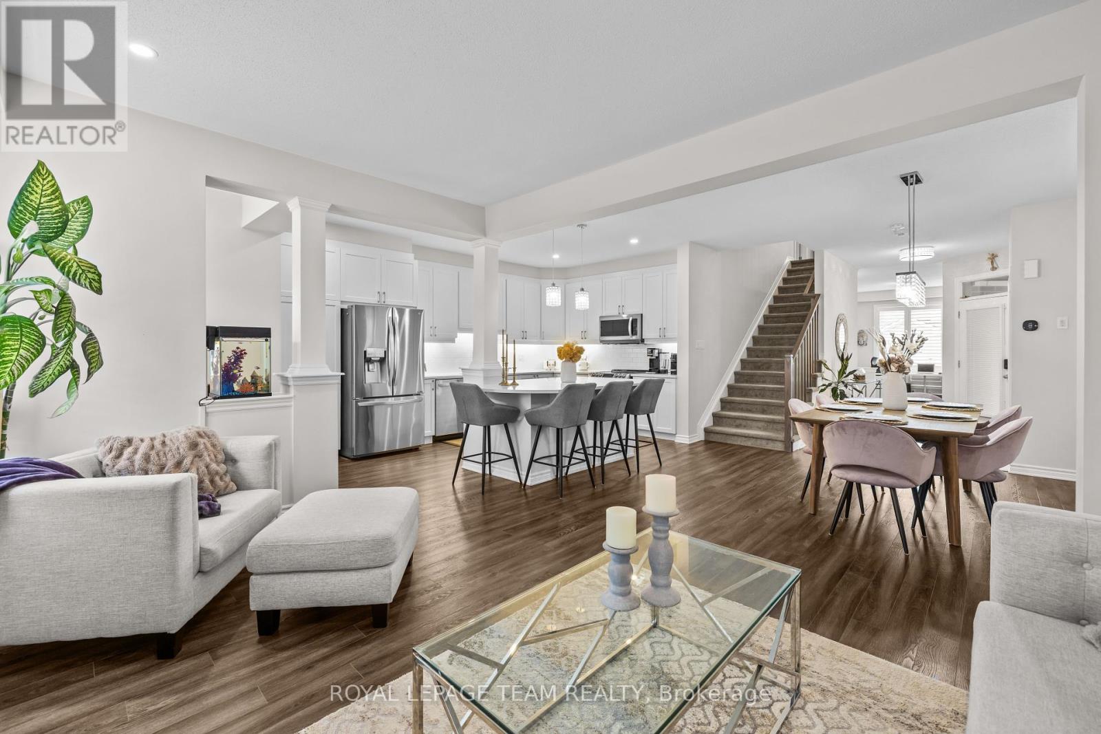 Property at 1135 APOLUNE STREET image 5