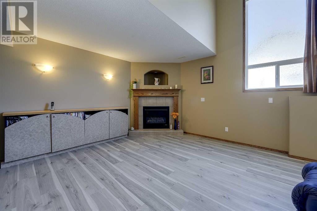 25 Pondside Crescent, Blackfalds, Alberta  T4M 0G2 - Photo 24 - A2217729