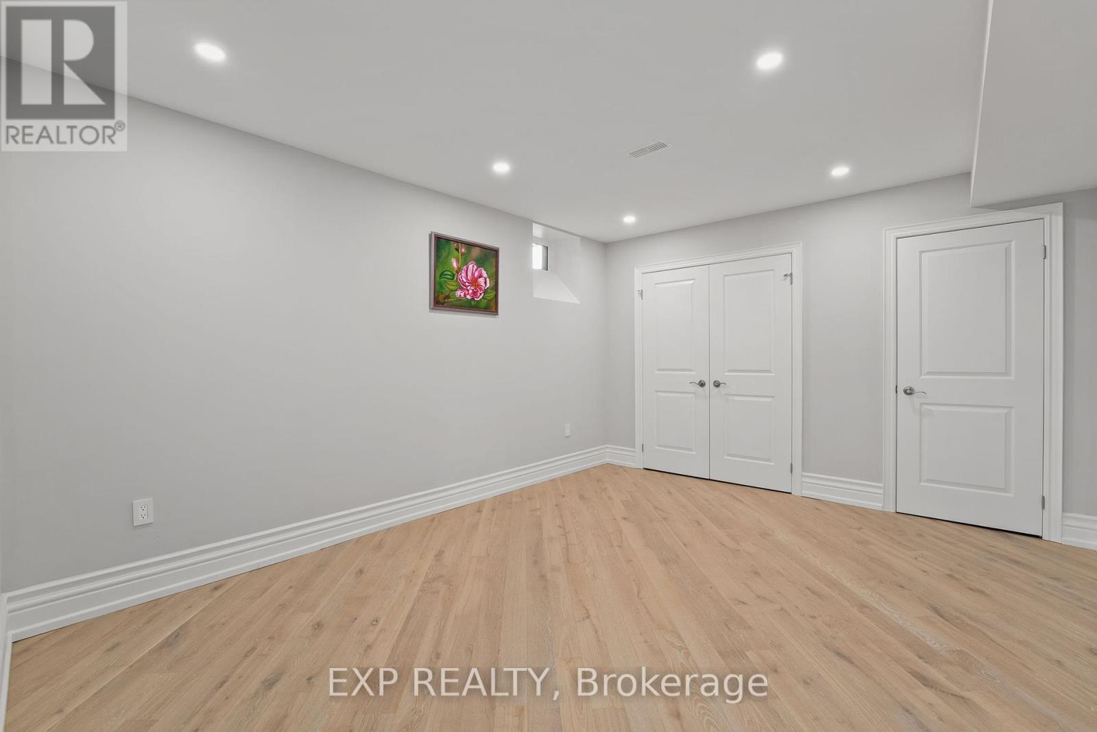 18 Wolford Court, Georgina, Ontario  L4P 0B1 - Photo 35 - N12025168