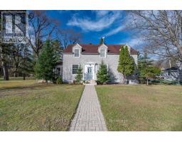 62 PARKDALE AVENUE, Deep River, Ontario