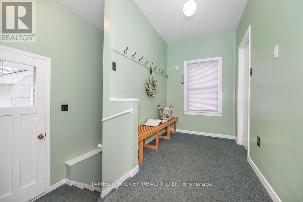 62 Parkdale Avenue, Deep River, Ontario  K0J 1P0 - Photo 20 - X12121487