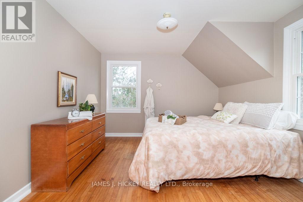 62 Parkdale Avenue, Deep River, Ontario  K0J 1P0 - Photo 27 - X12121487