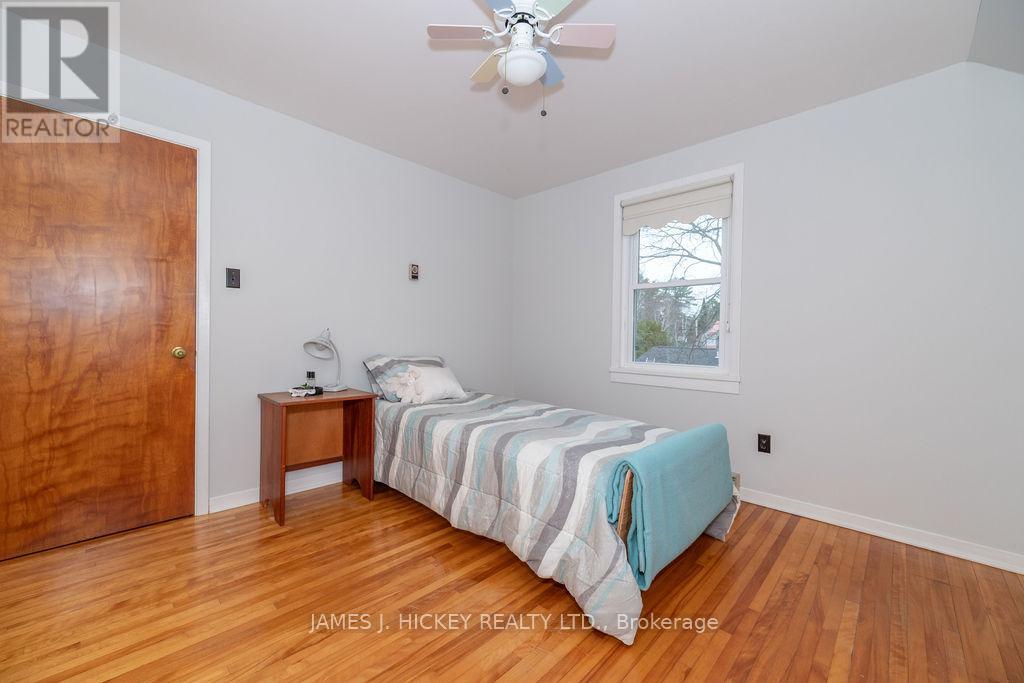 62 Parkdale Avenue, Deep River, Ontario  K0J 1P0 - Photo 33 - X12121487