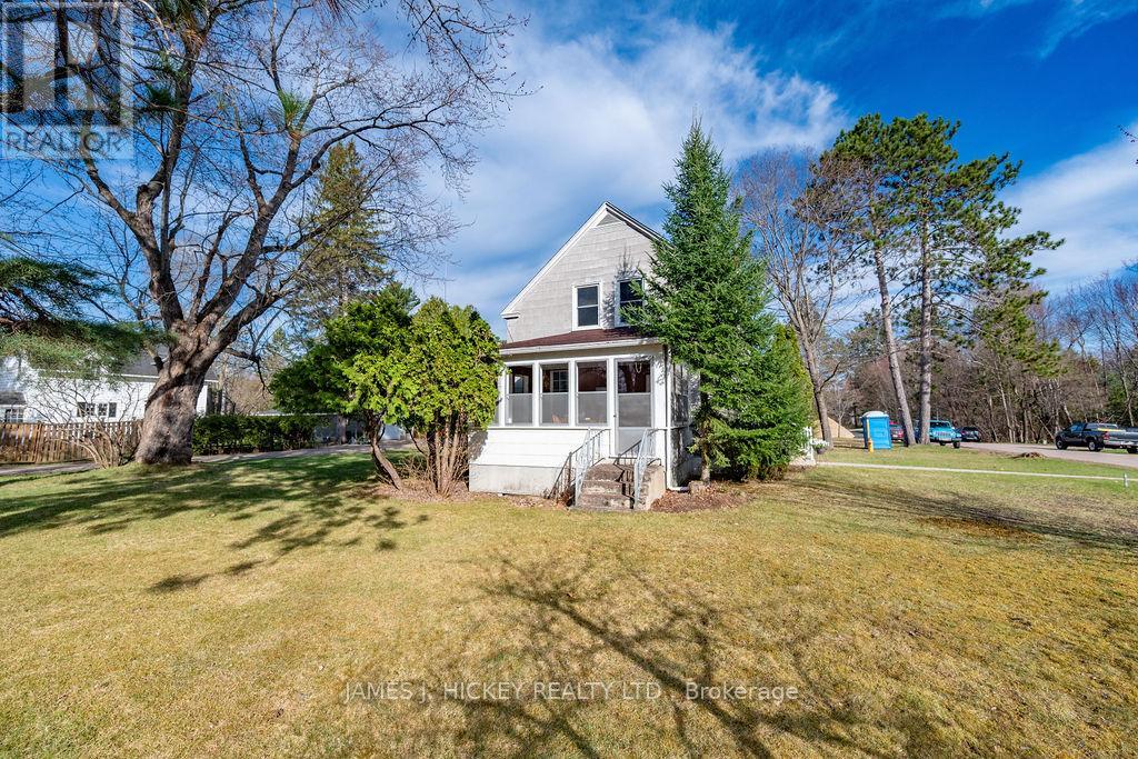 62 Parkdale Avenue, Deep River, Ontario  K0J 1P0 - Photo 44 - X12121487