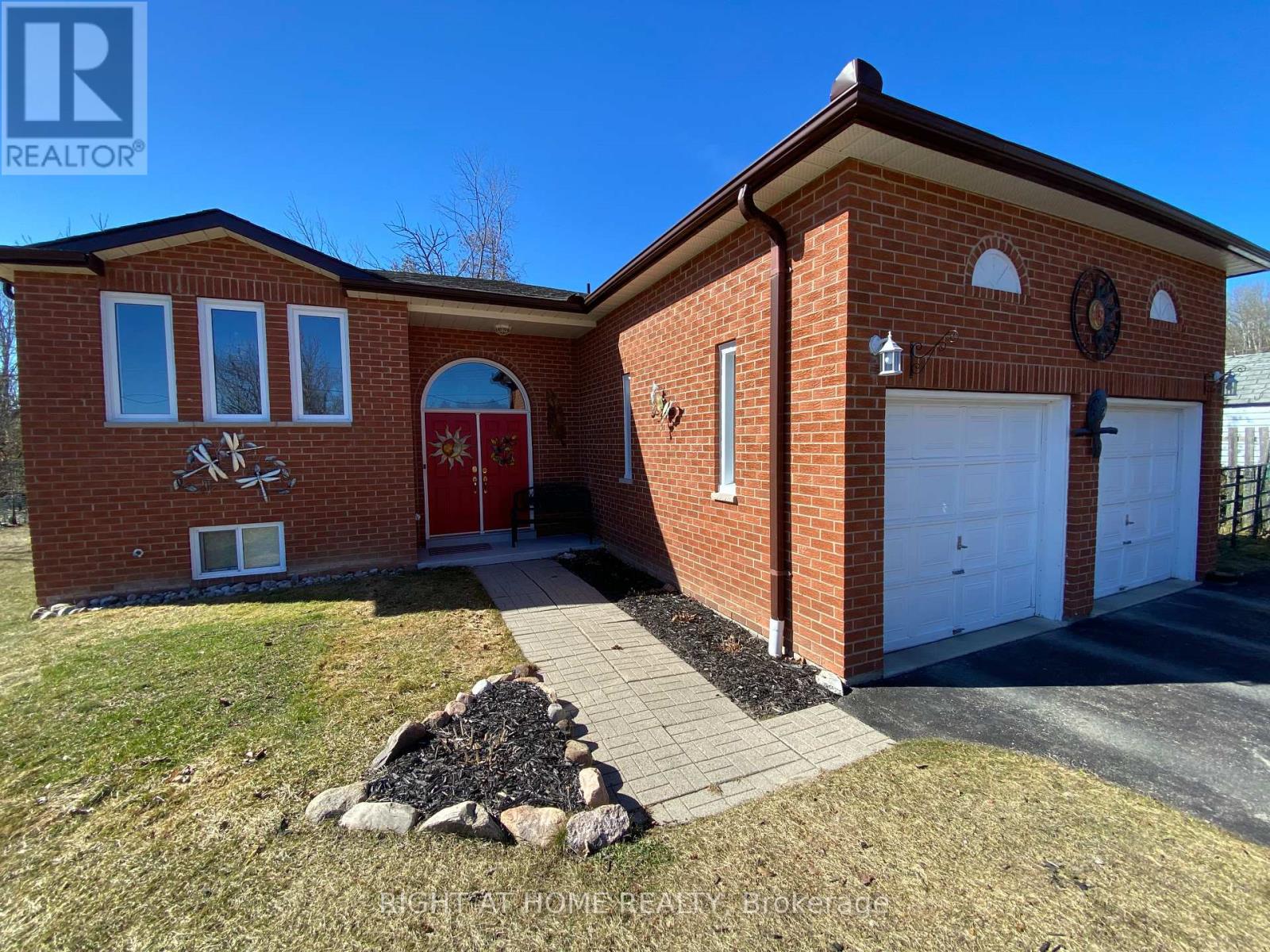 Property at 4 CAMPBELL AVENUE image 4