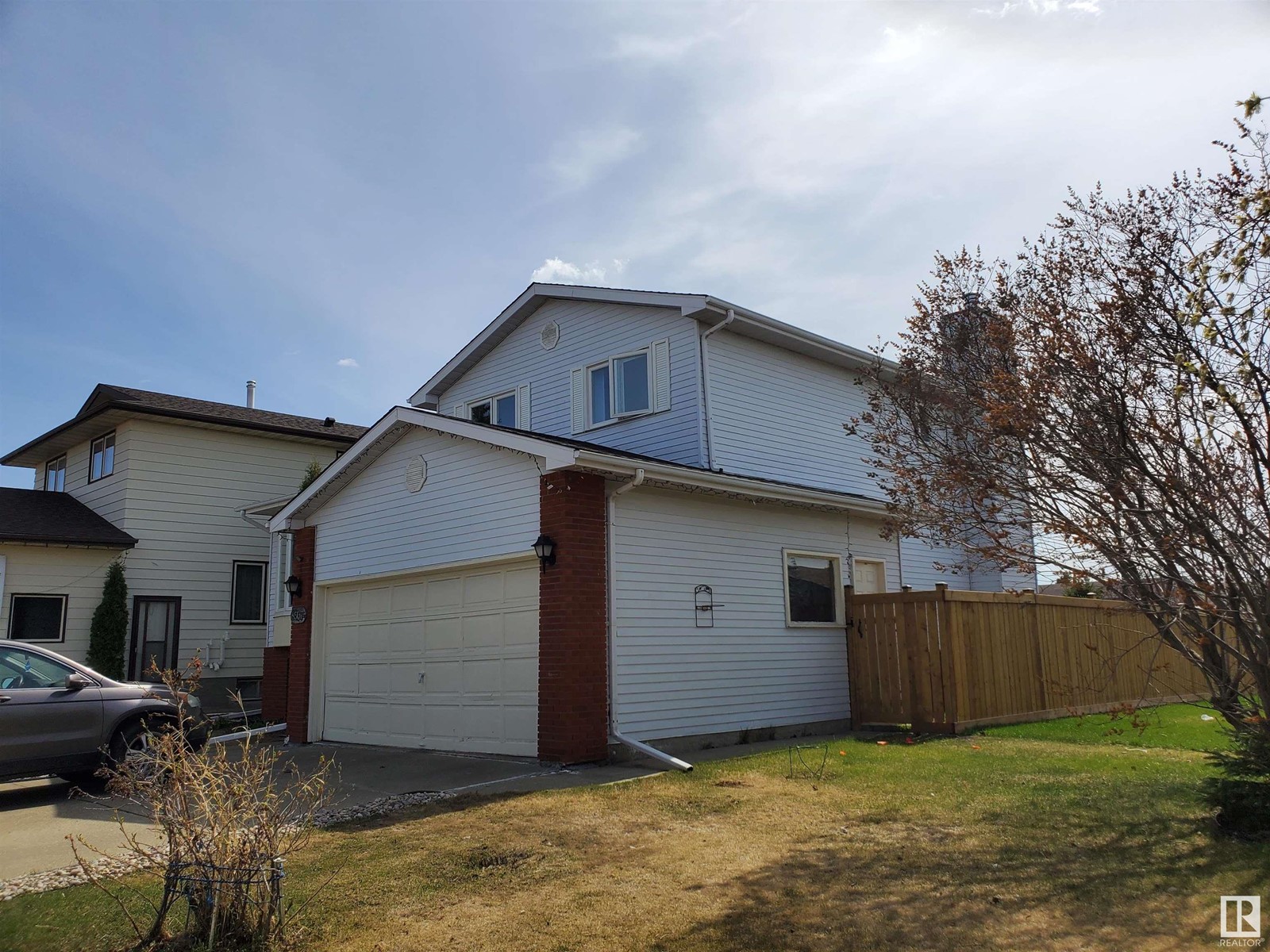 Property at 8507 152B AV NW image 3