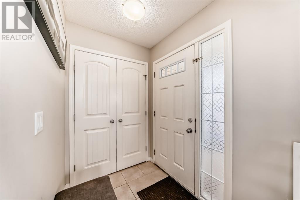 Property at 8370 Saddlebrook Drive NE image 2