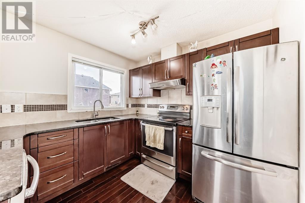 Property at 8370 Saddlebrook Drive NE image 4
