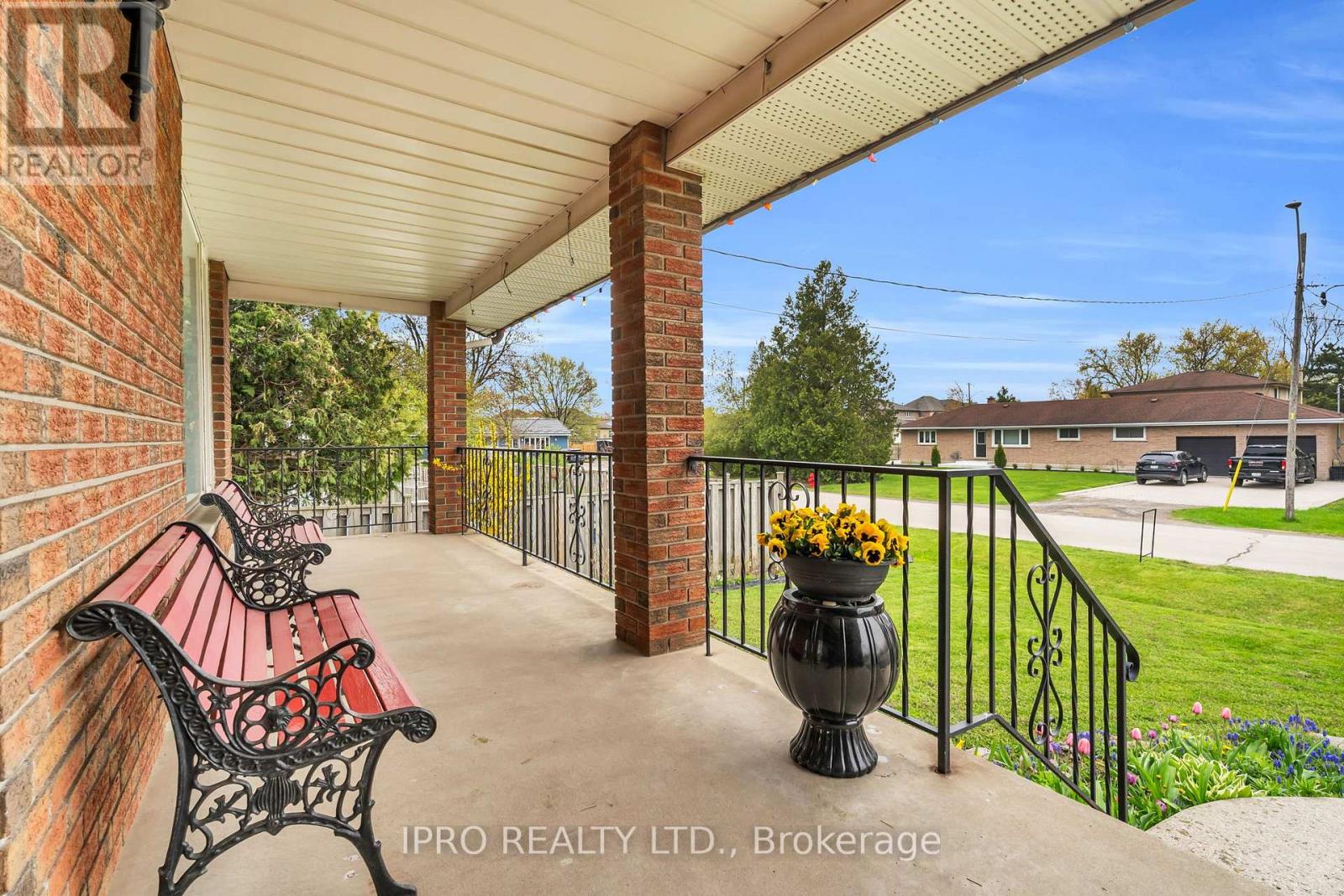 Property at 6 LECKIE AVENUE image 4