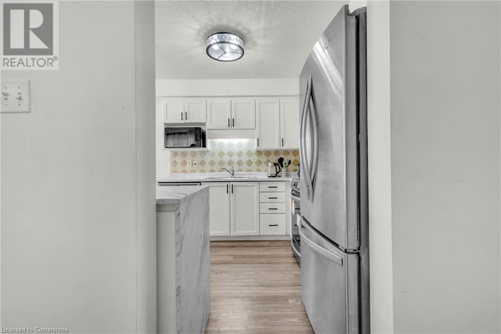 18 Donnenwerth Drive, Kitchener, Ontario  N2E 3X2 - Photo 14 - 40725177