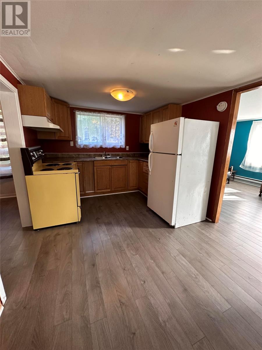 Property at 5 Marsh Road image 3