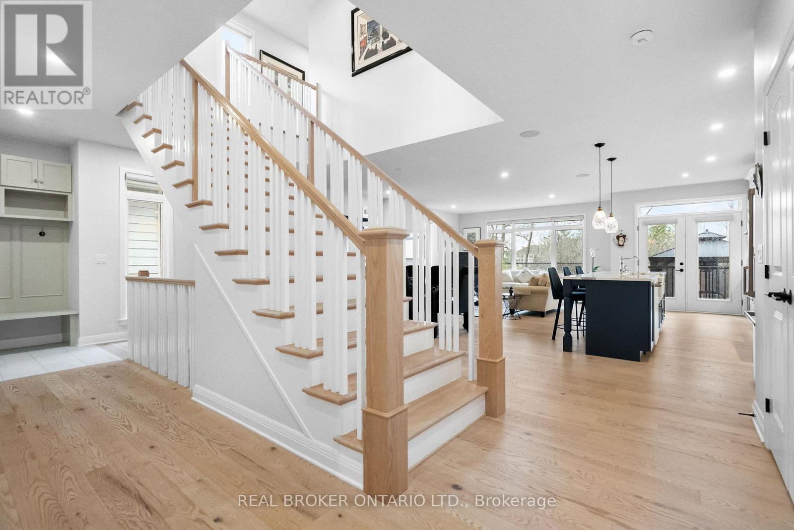 62 Stanhope Court, Ottawa, Ontario  K2J 6S2 - Photo 4 - X12126425