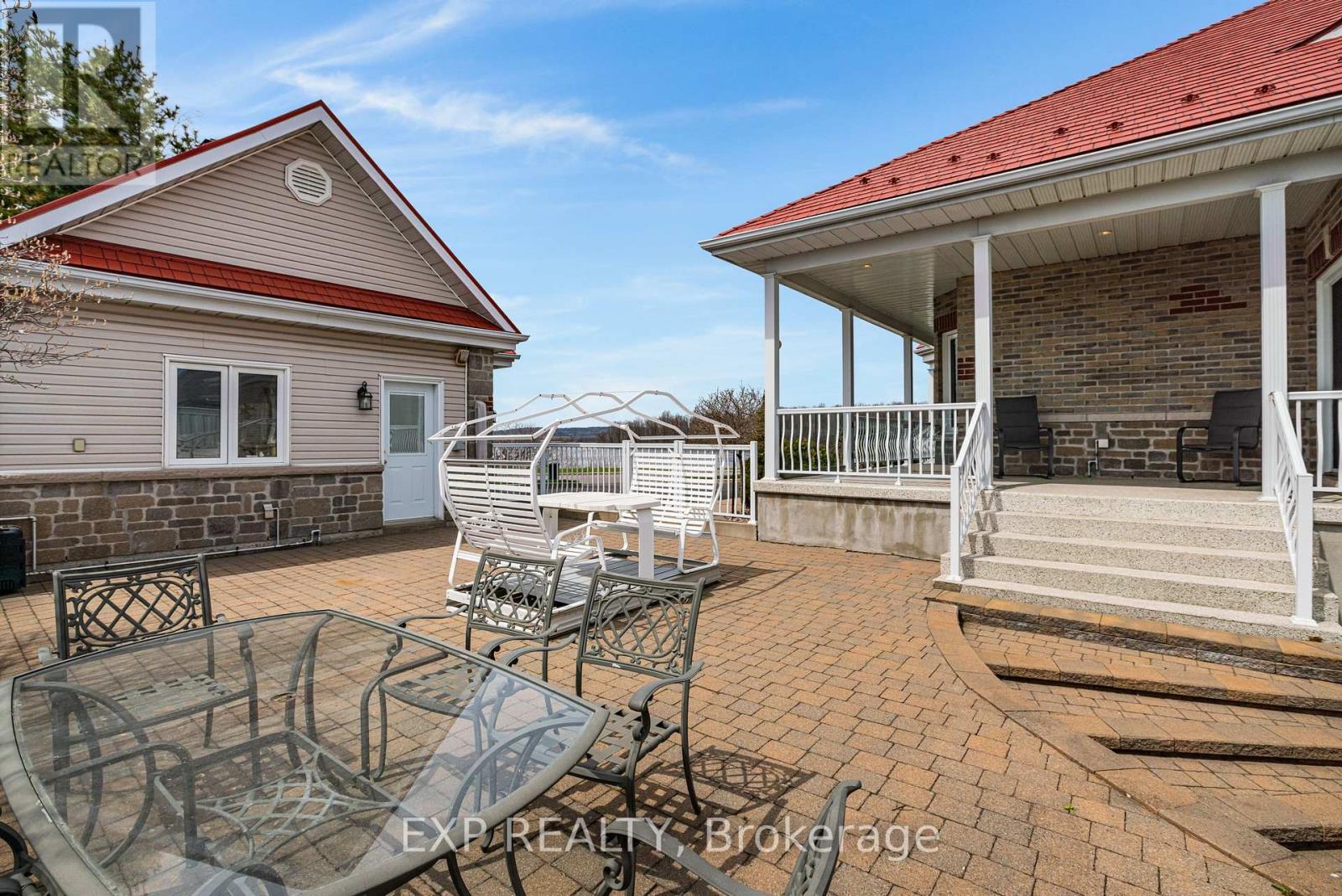 338 Belle Rive Street, Hawkesbury, Ontario  K6A 3S1 - Photo 35 - X12126438