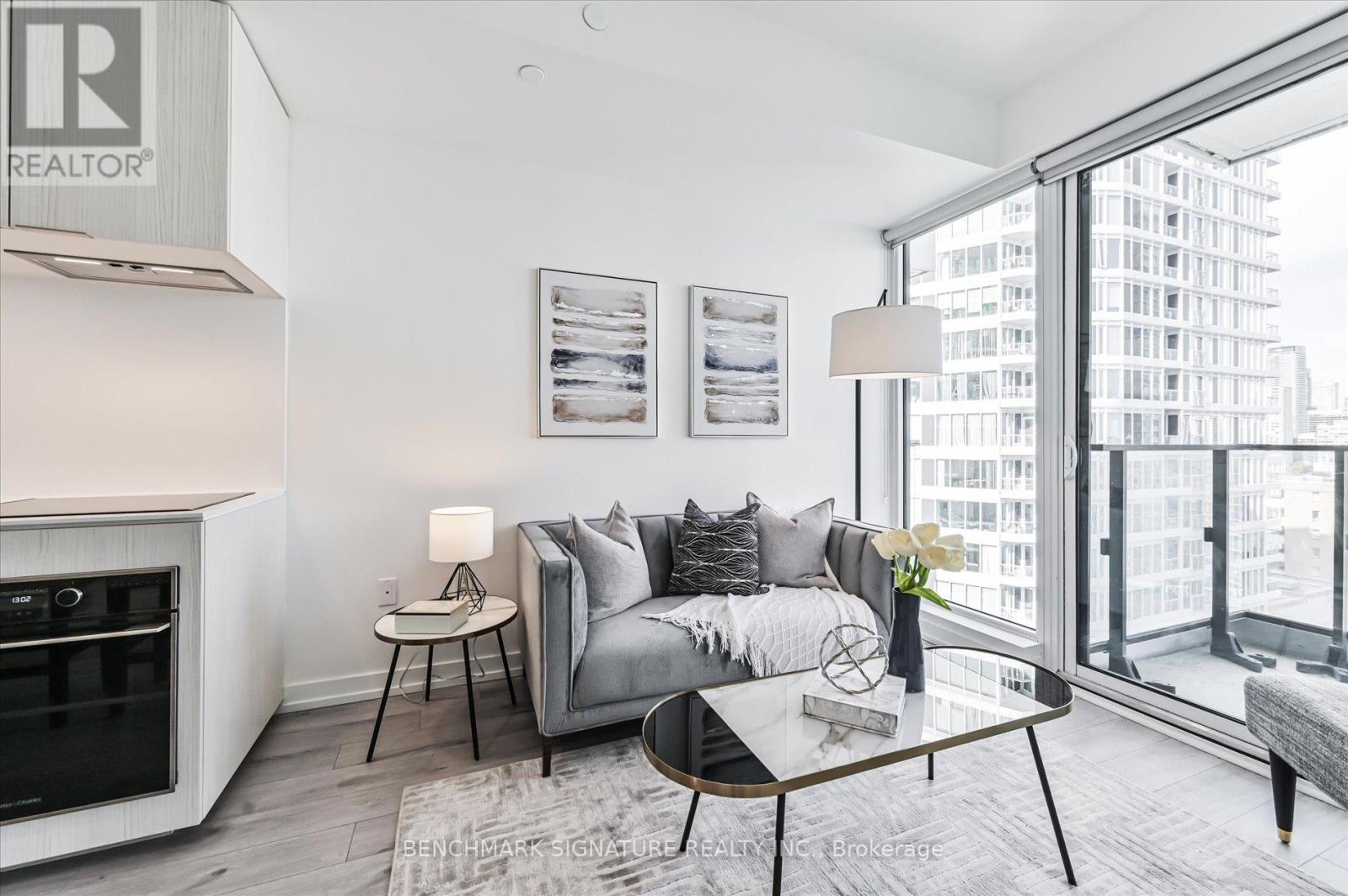 2011 - 77 Shuter Street, Toronto, Ontario  M5B 0B8 - Photo 8 - C12126432