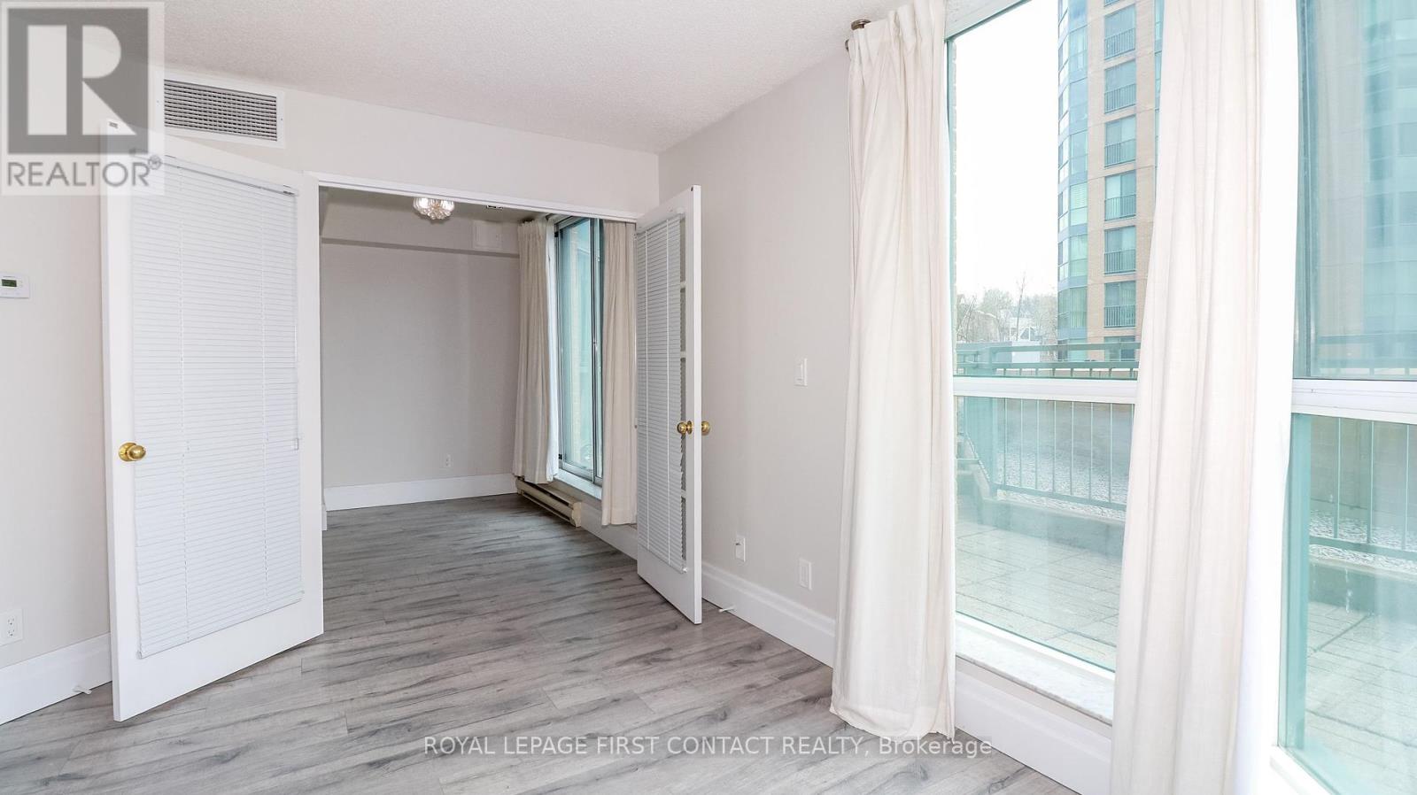 309 - 140 Dunlop Street E, Barrie, Ontario  L4M 6H9 - Photo 8 - S12126426