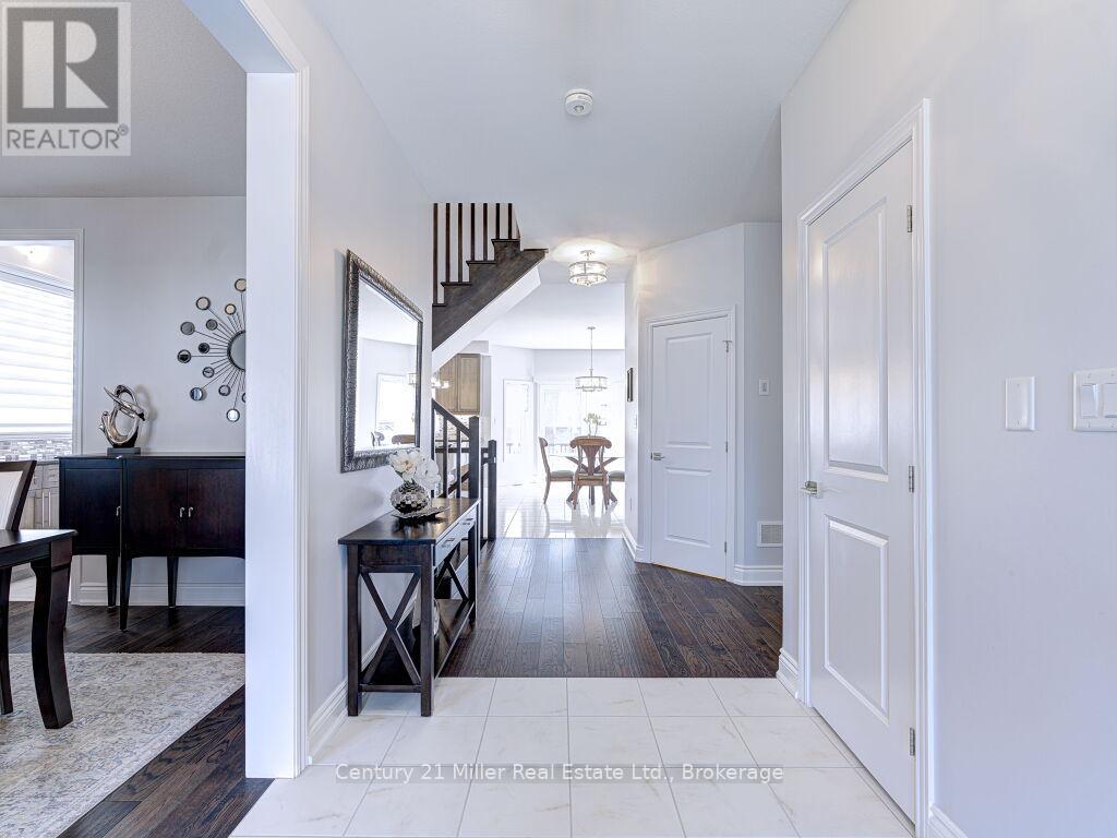 91 Lorne Card Drive, Brant, Ontario  N3L 0E7 - Photo 6 - X12121955