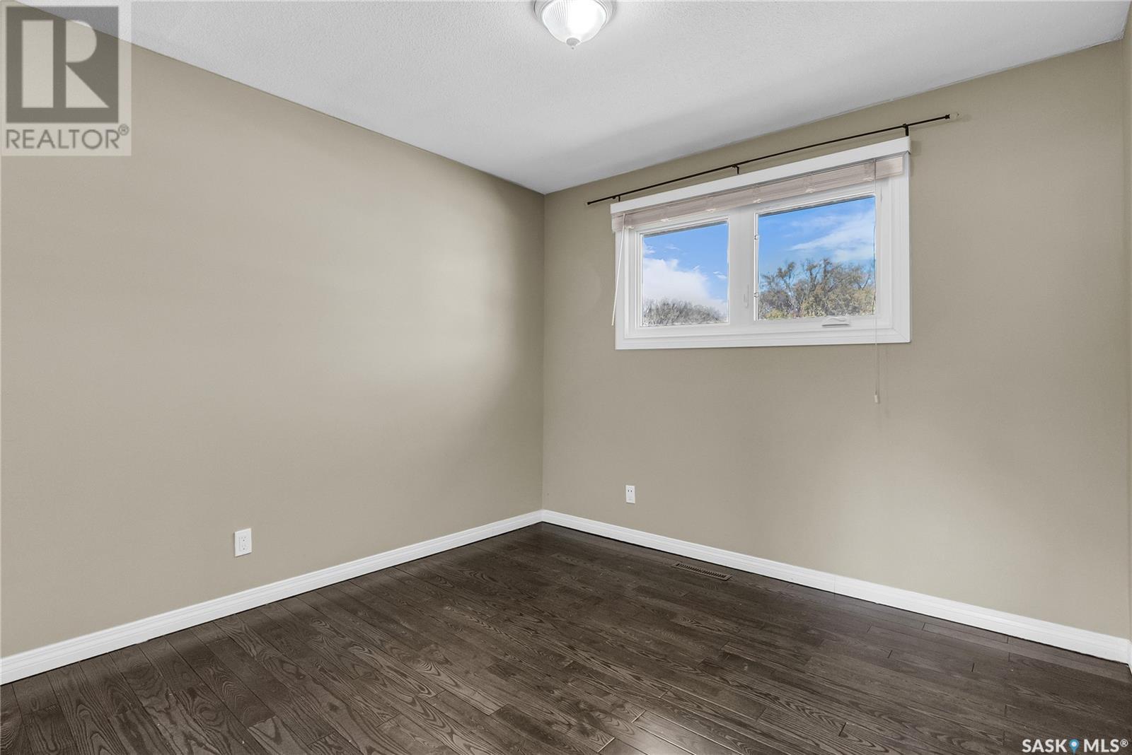 5 Nicholson Place, Saskatoon, Saskatchewan  S7L 4G7 - Photo 17 - SK004643
