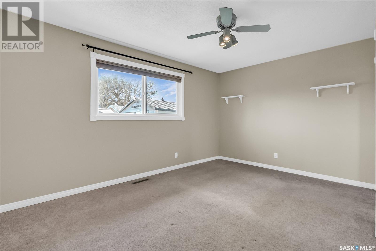 5 Nicholson Place, Saskatoon, Saskatchewan  S7L 4G7 - Photo 19 - SK004643