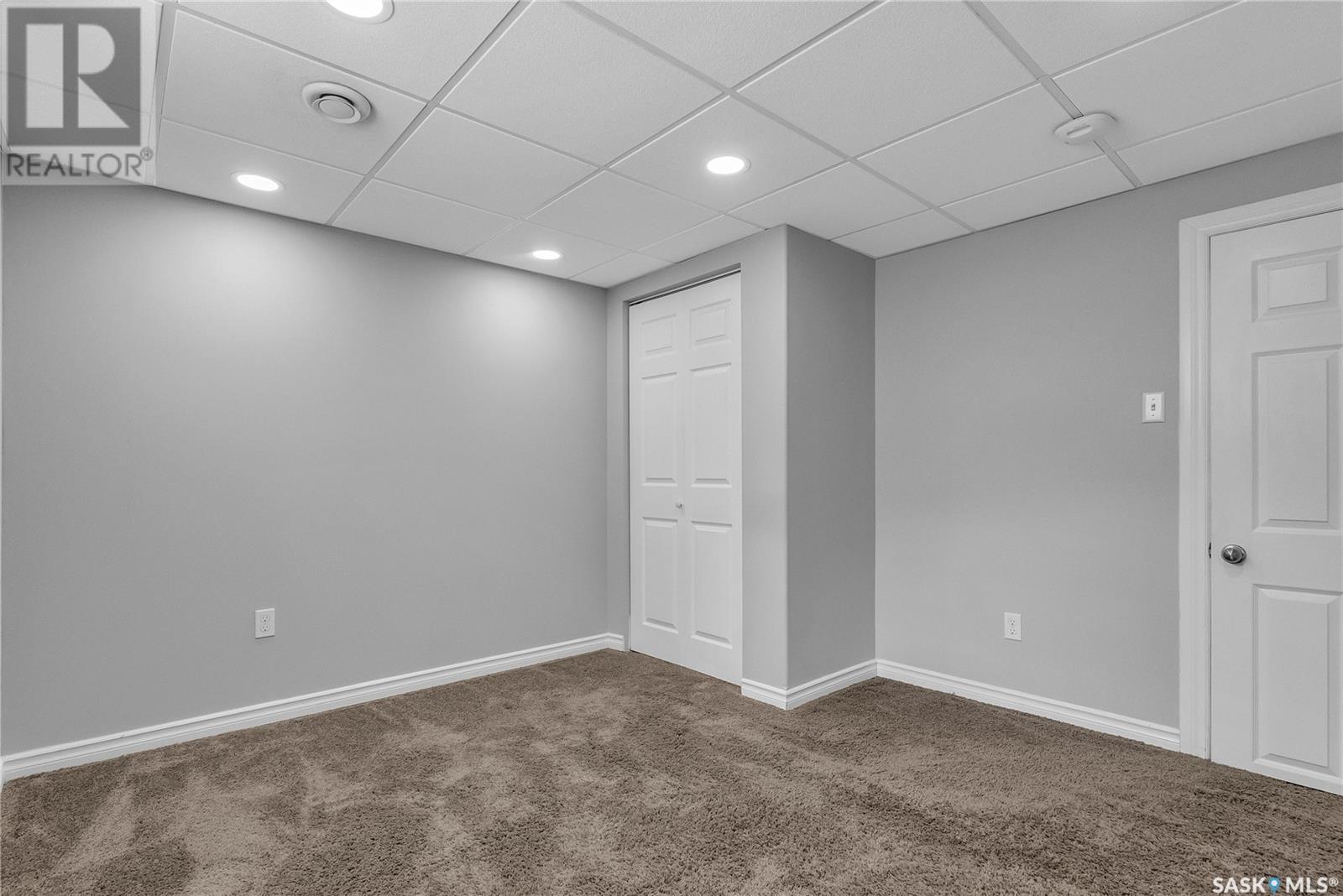 5 Nicholson Place, Saskatoon, Saskatchewan  S7L 4G7 - Photo 29 - SK004643