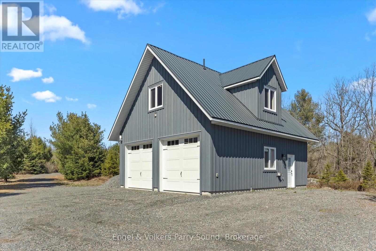 201 Loch Erne Road, Parry Sound, Ontario  P2A 2W7 - Photo 14 - X12124943