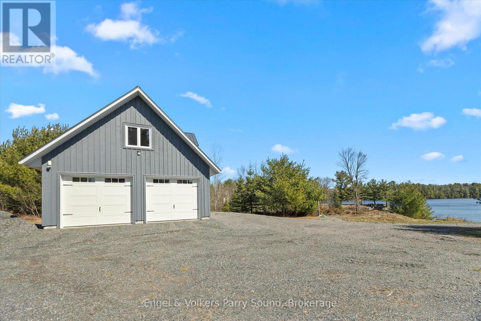 201 Loch Erne Road, Parry Sound, Ontario  P2A 2W7 - Photo 15 - X12124943