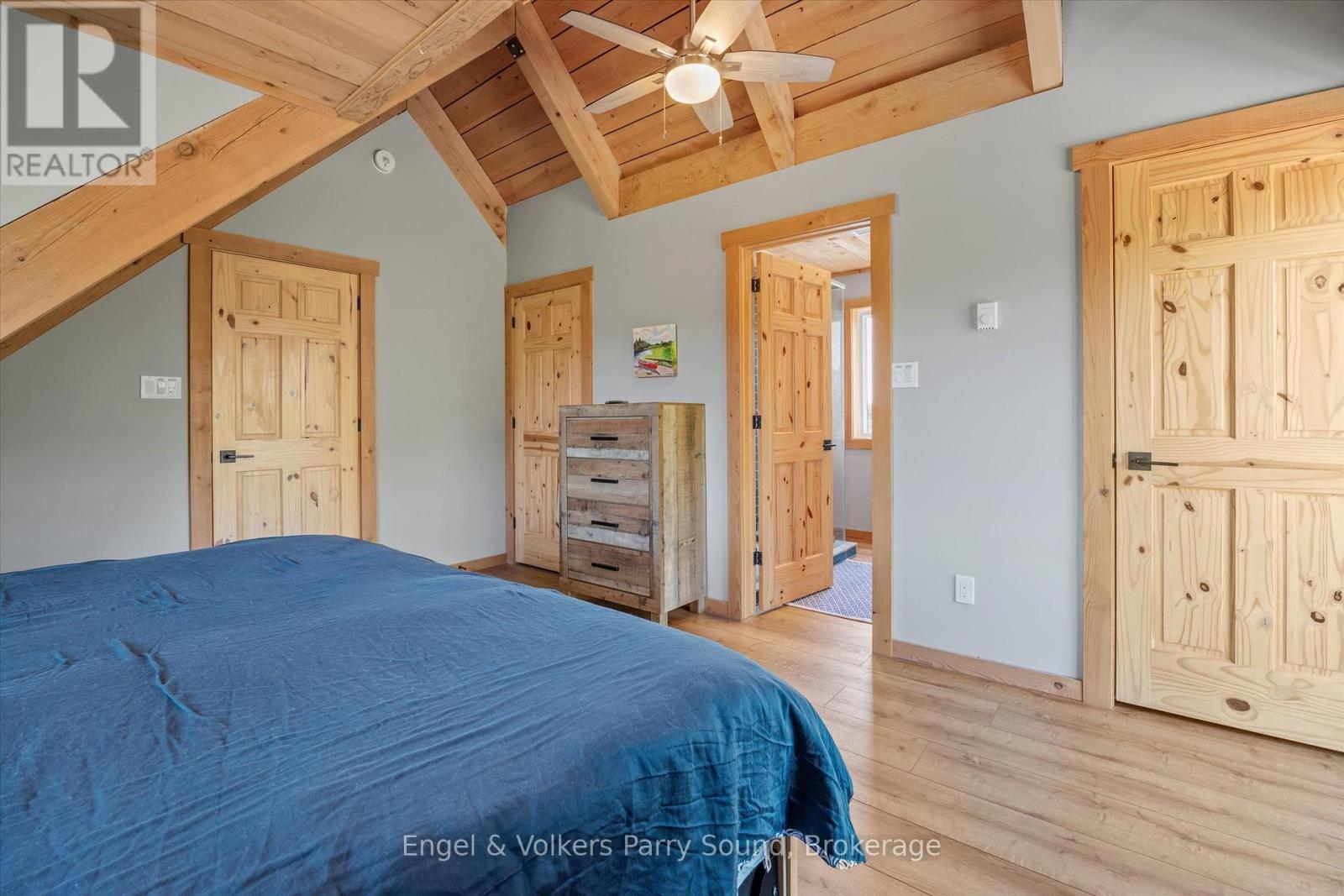 201 Loch Erne Road, Parry Sound, Ontario  P2A 2W7 - Photo 32 - X12124943
