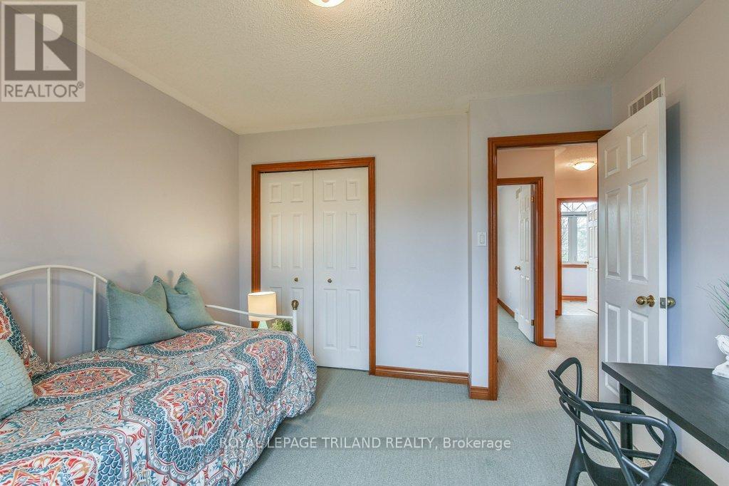 41 Greyrock Crescent, London, Ontario  N5Y 6L4 - Photo 24 - X12123282