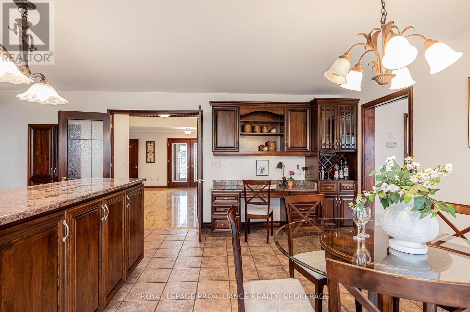 4734 Lakeside Lane, Loyalist, Ontario  K0H 1G0 - Photo 16 - X12126500