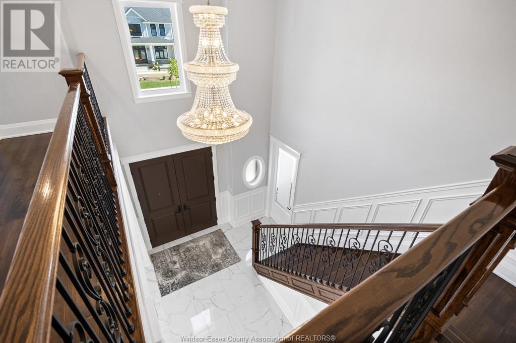 Property at 600 KENWOOD image 4