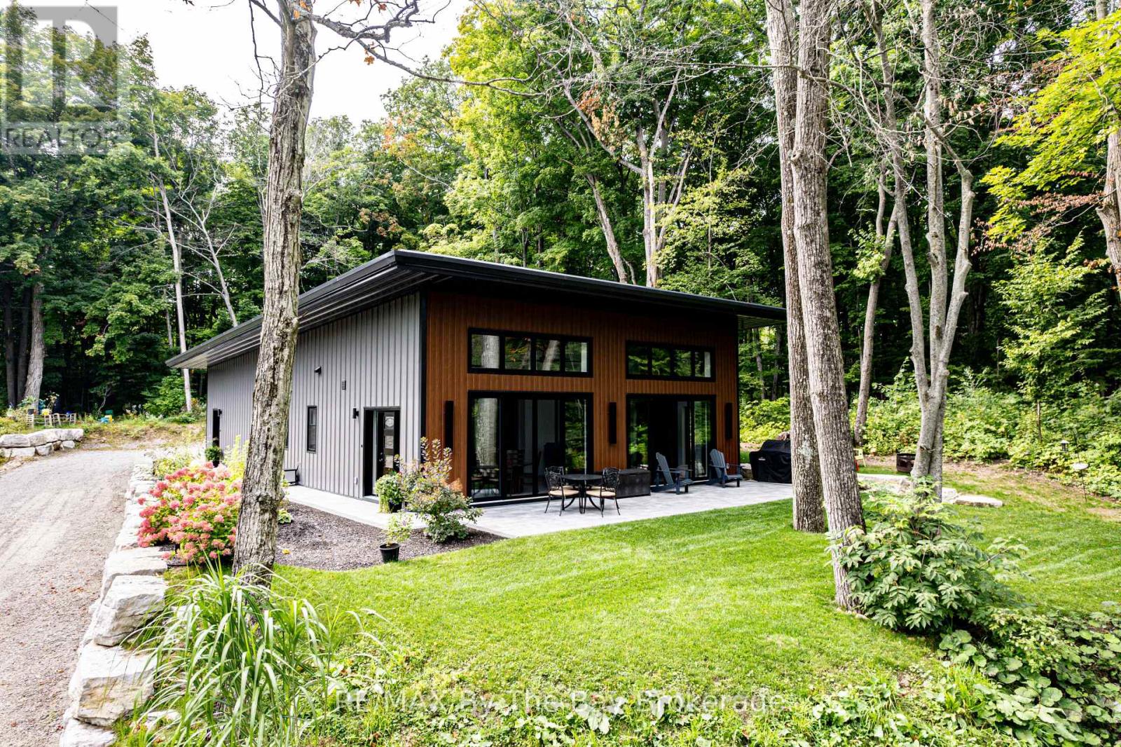 Property at 1584 CHAMPLAIN ROAD image 1