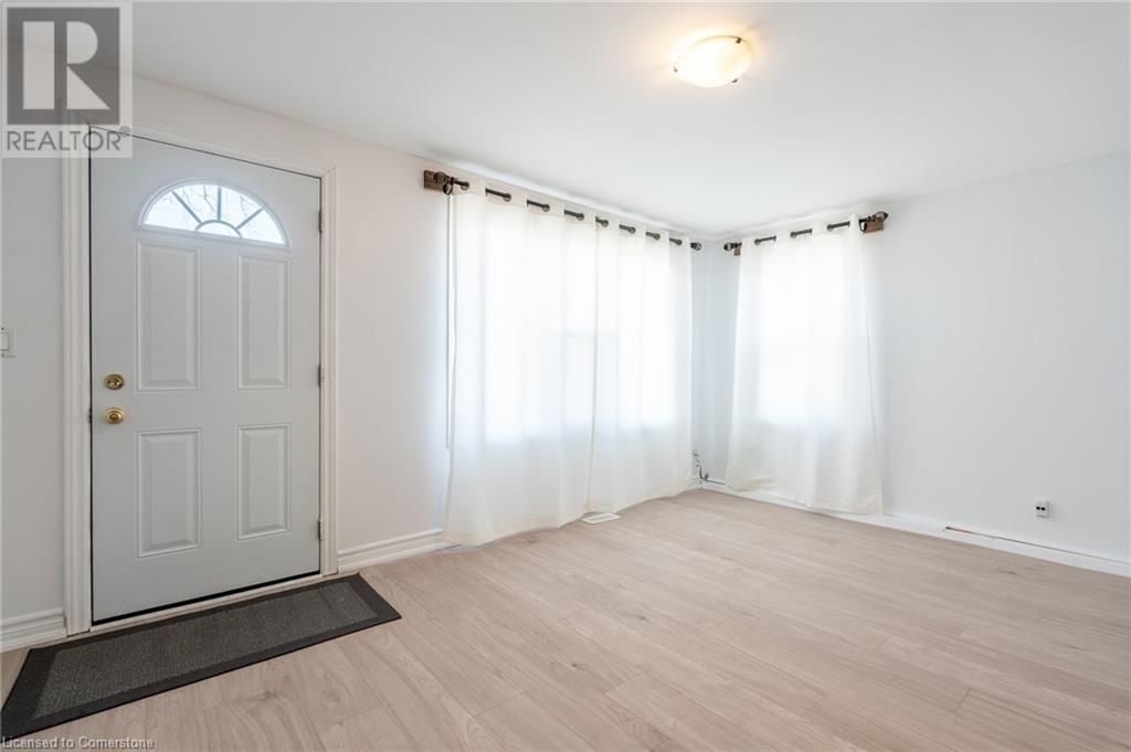 109 Dodson Street, Hamilton, Ontario  L9A 3K8 - Photo 6 - 40717544