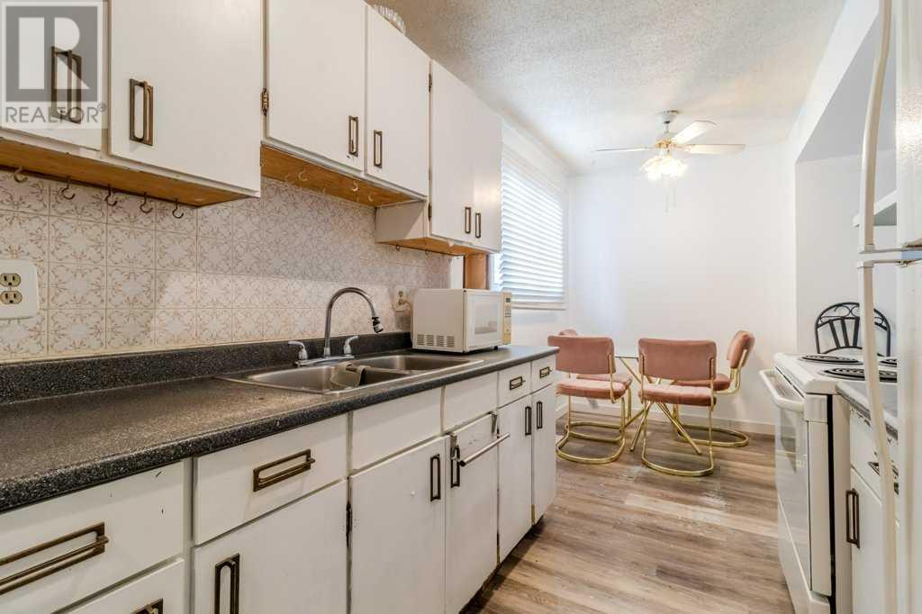 E5, 35 Nash Street, Red Deer, Alberta  T4P 1X9 - Photo 4 - A2215408