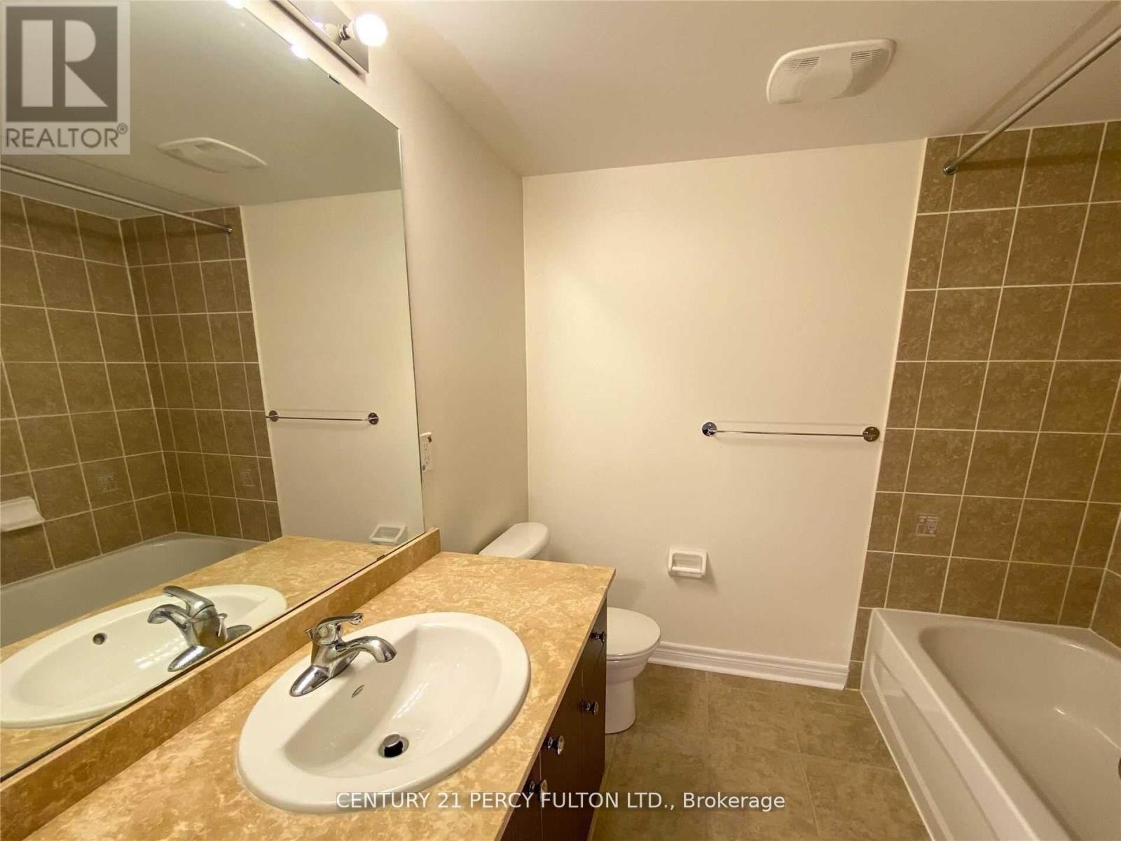 E - 169 Finch Avenue E, Toronto, Ontario  M2N 4R8 - Photo 11 - C12126487
