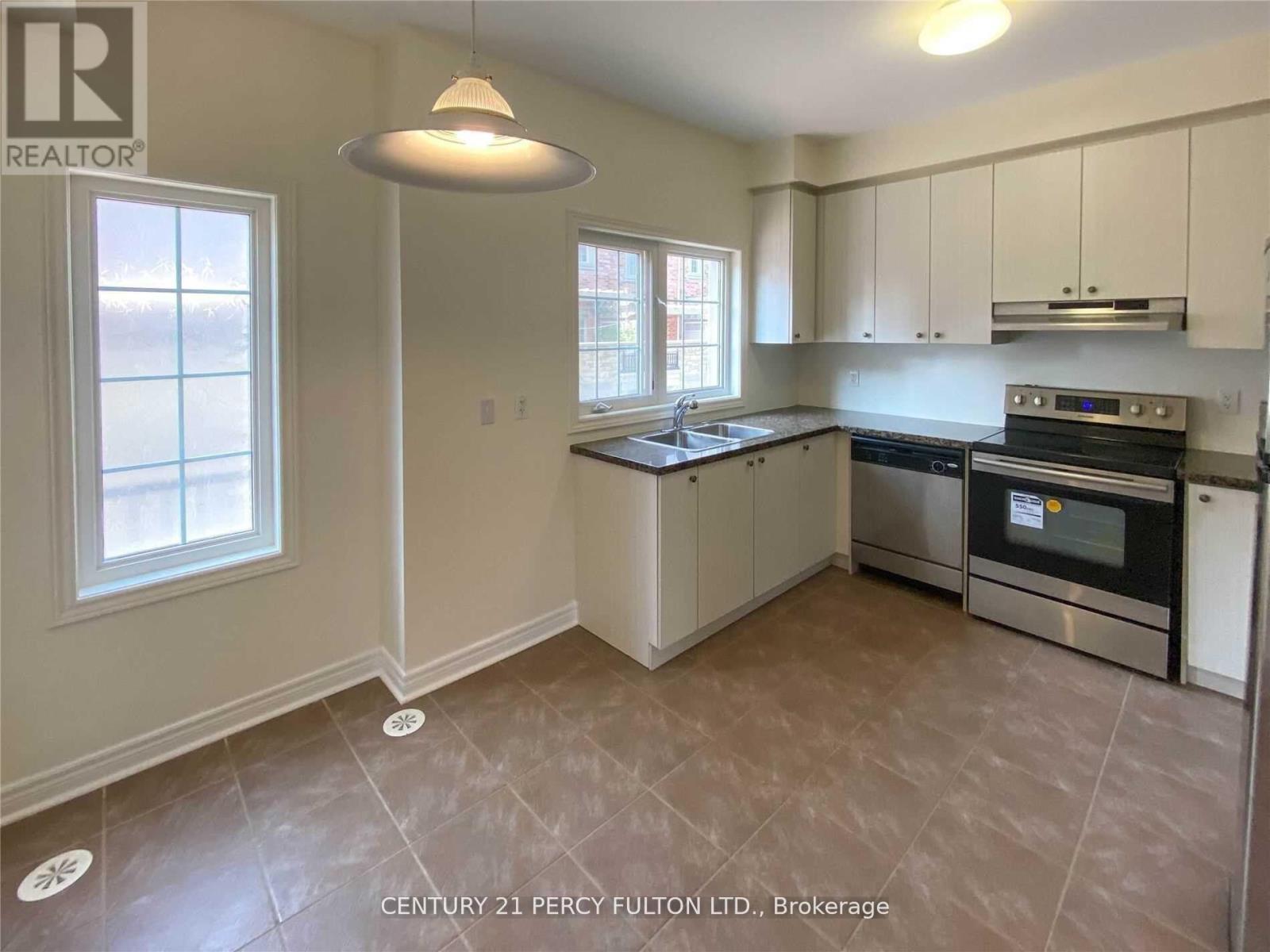 E - 169 Finch Avenue E, Toronto, Ontario  M2N 4R8 - Photo 6 - C12126487