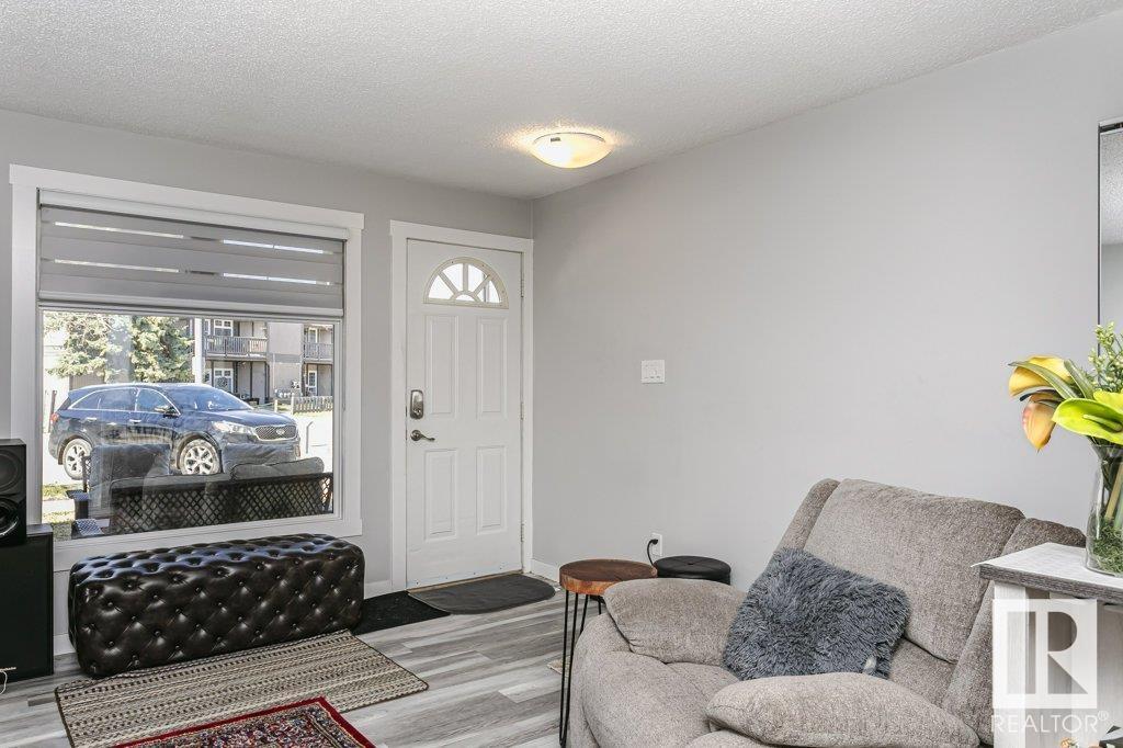 Property at 5702 172 ST NW image 5