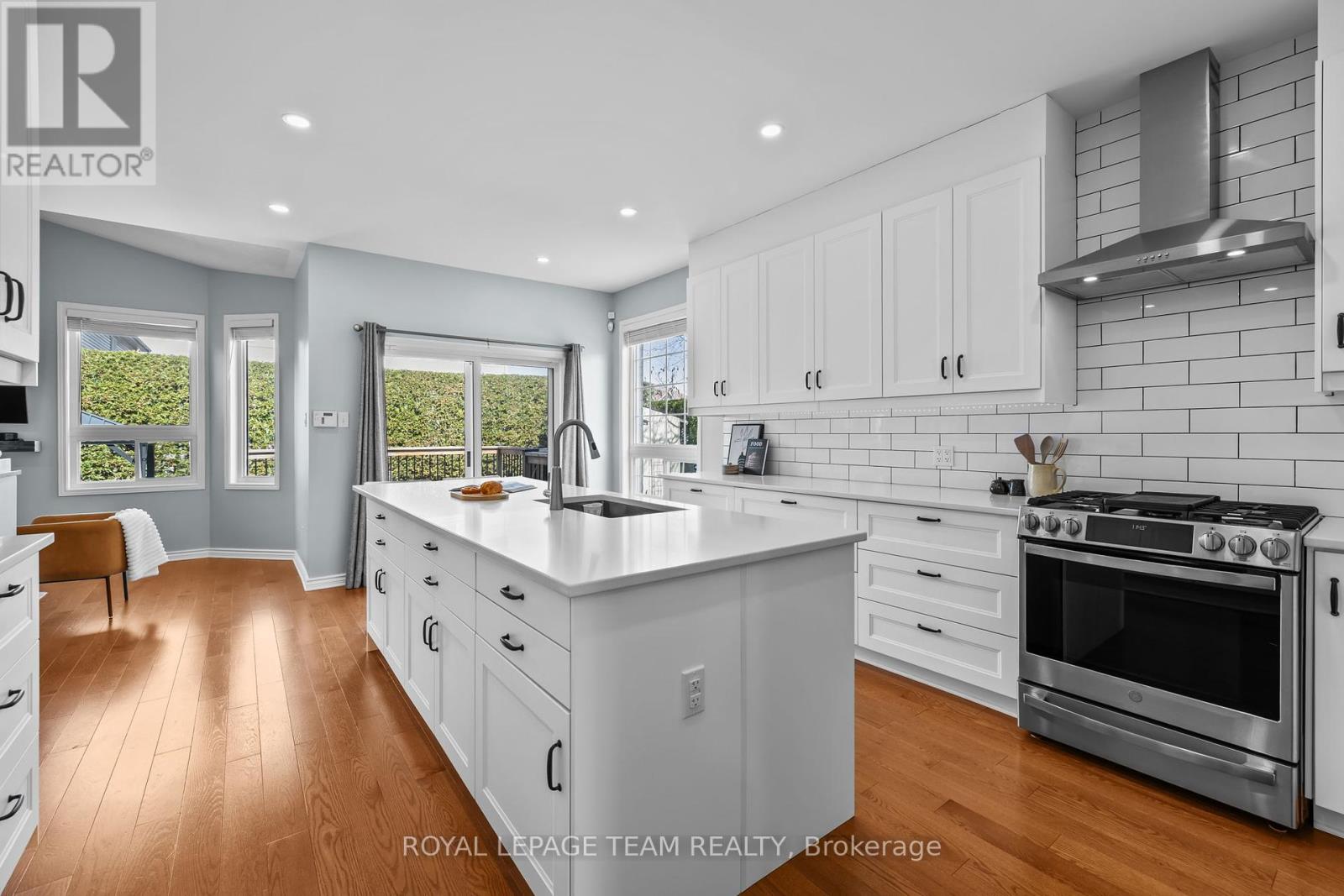 521 Stonechurch Way, Ottawa, Ontario  K2J 0C6 - Photo 8 - X12126442