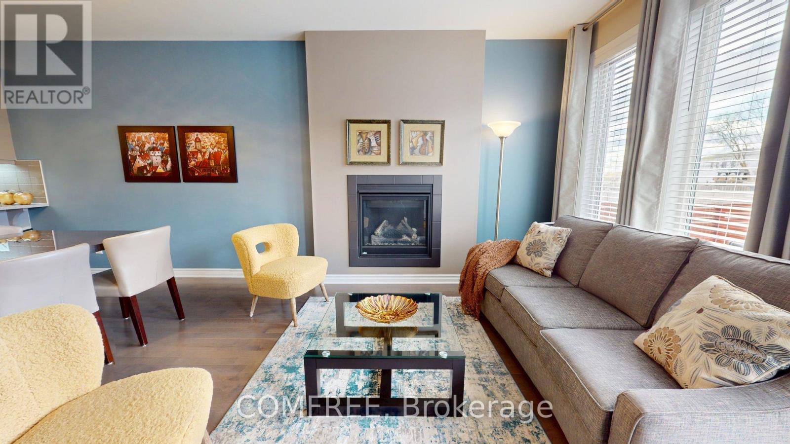 Property at 126 BOXCAR CRESCENT image 2