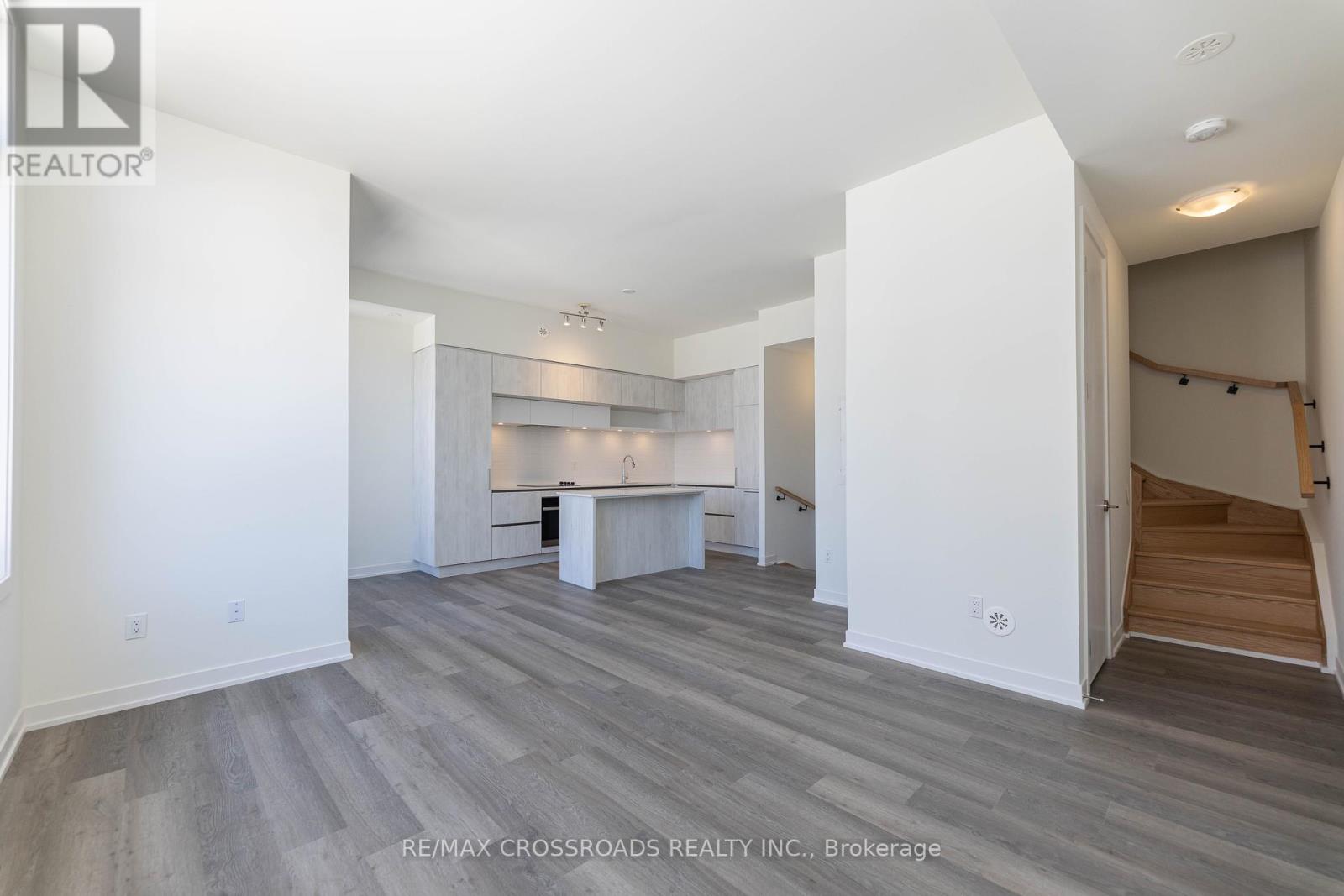 1503 - 11 David Eyer Road, Richmond Hill, Ontario  L4S 1M4 - Photo 10 - N12126463