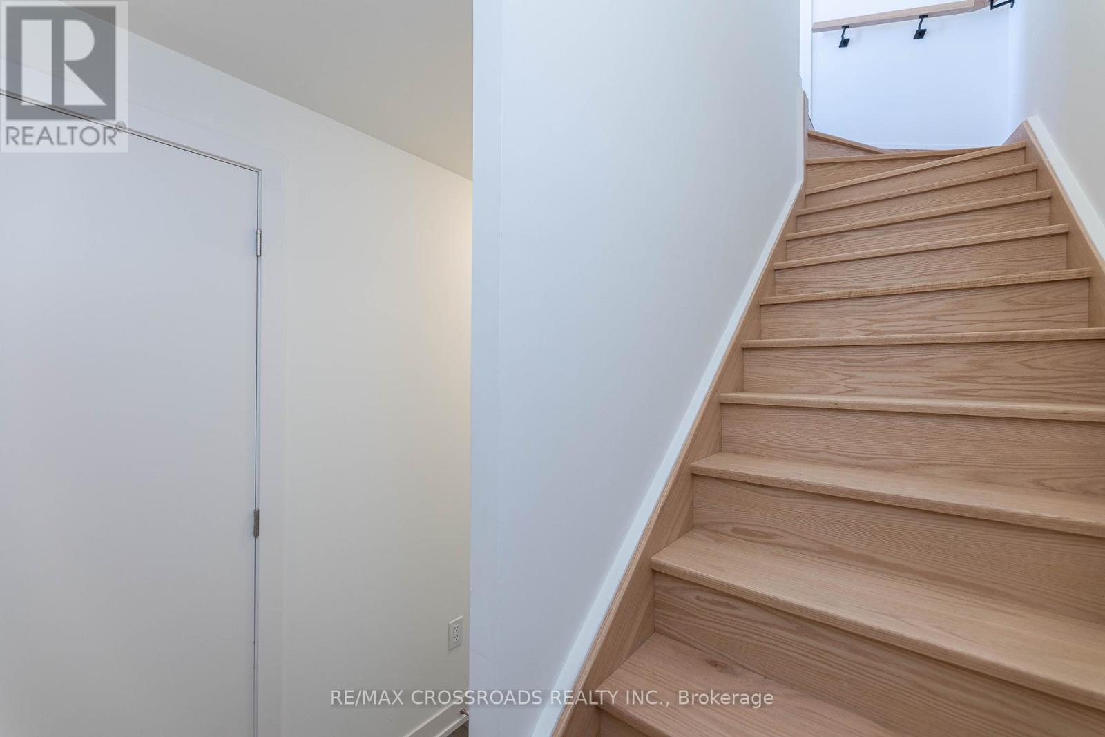 1503 - 11 David Eyer Road, Richmond Hill, Ontario  L4S 1M4 - Photo 33 - N12126463