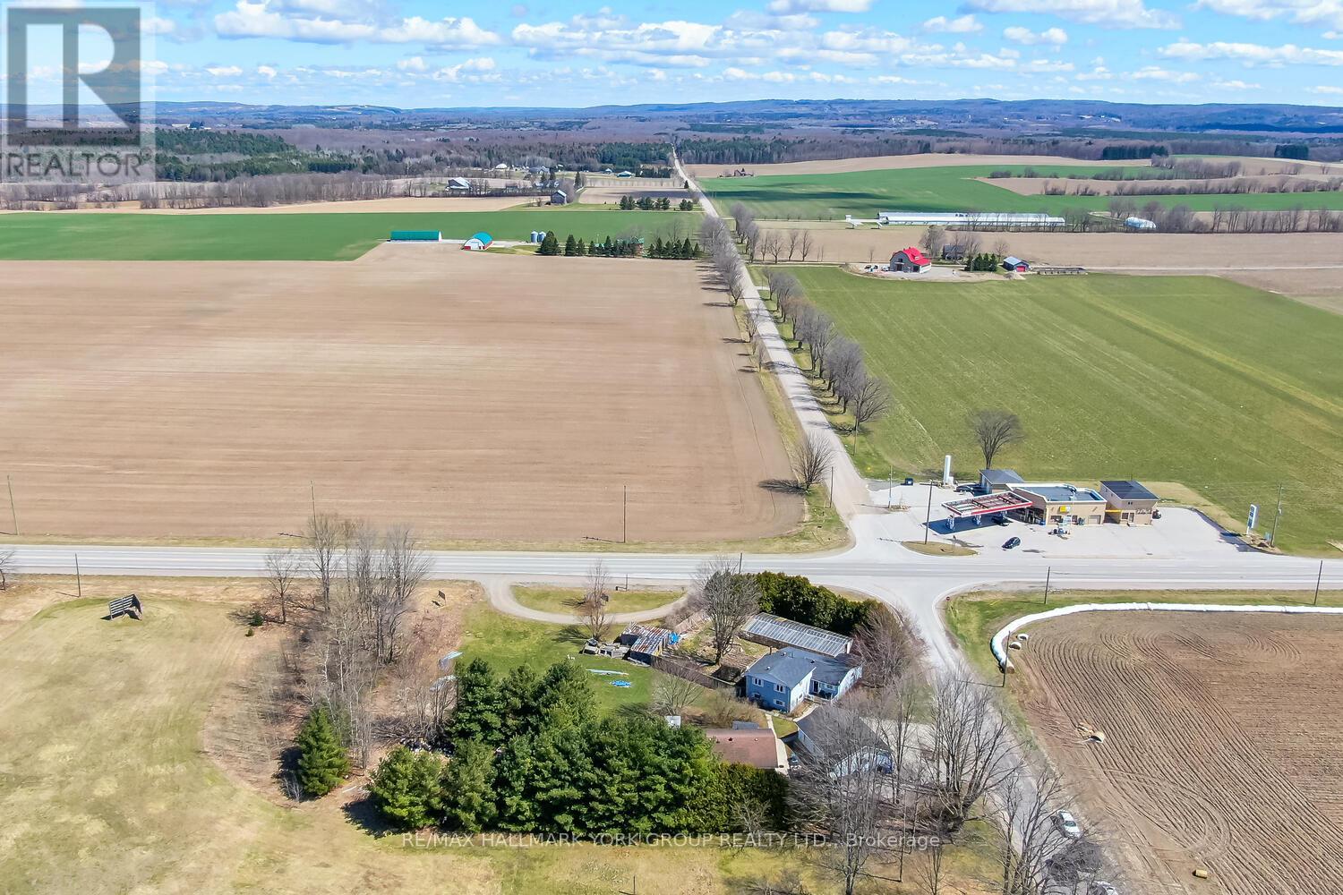 1008 Rainbow Valley Road W, Springwater, Ontario  L0L 2K0 - Photo 5 - S12126451