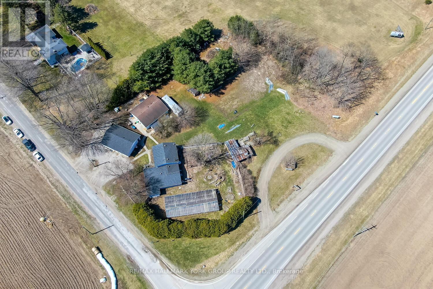 1008 Rainbow Valley Road W, Springwater, Ontario  L0L 2K0 - Photo 12 - S12126452