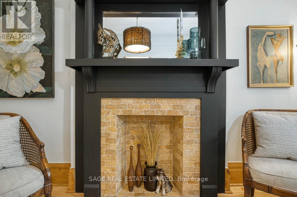 768 Shaw Street, Toronto, Ontario  M6G 3M1 - Photo 8 - W12126462